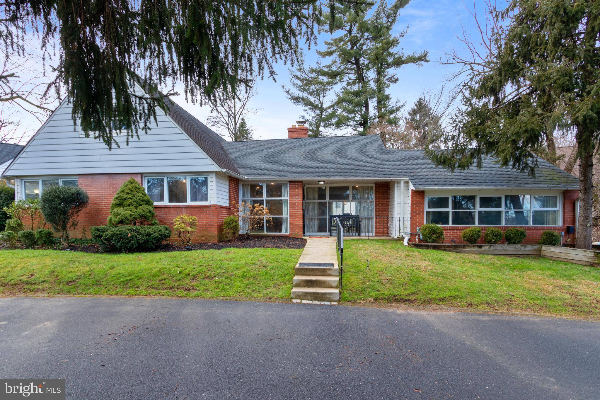 Glenside, PA 19038,501 BETHLEHEM PIKE