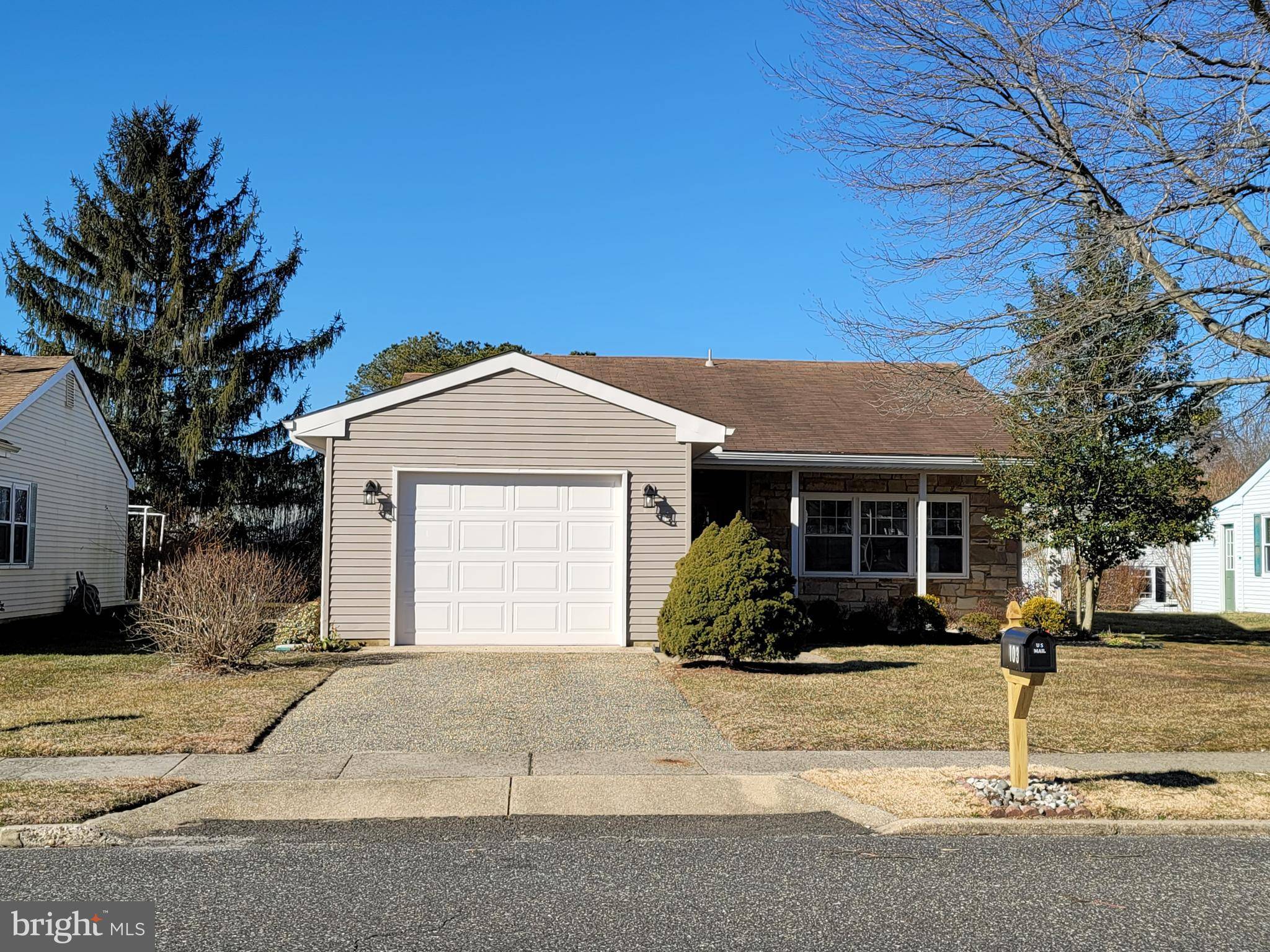 Southampton, NJ 08088,103 HUNTINGTON DR