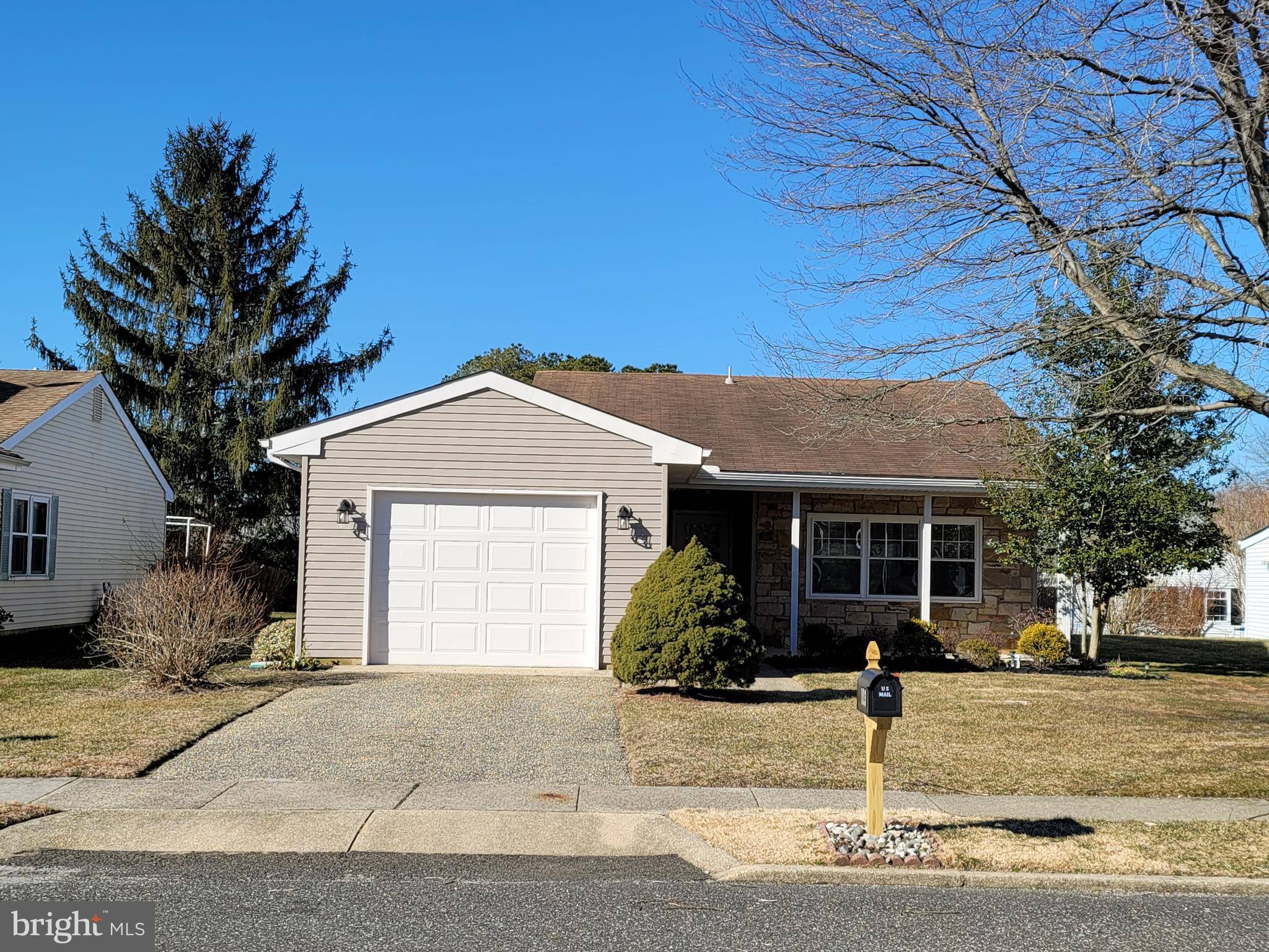 Southampton, NJ 08088,103 HUNTINGTON DR