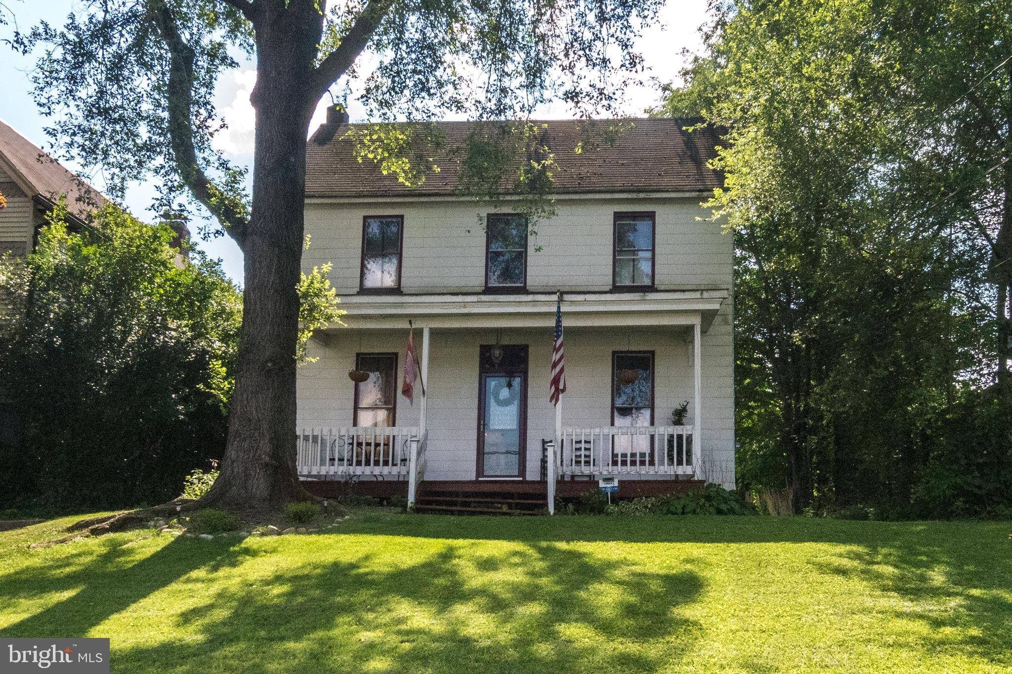 Riegelsville, PA 18077,507 EASTON RD