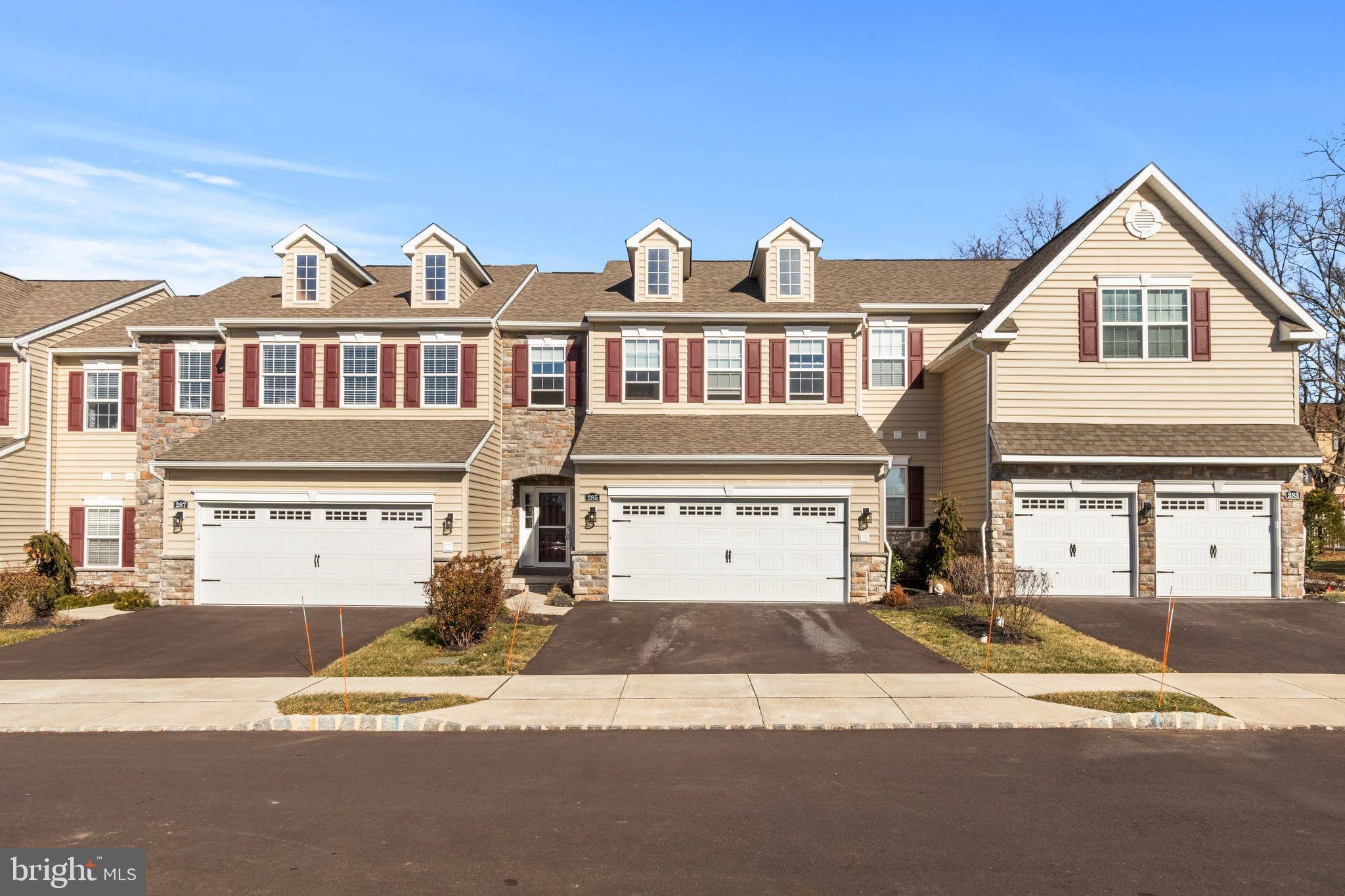 Harleysville, PA 19438,285 WYNDHAM CT