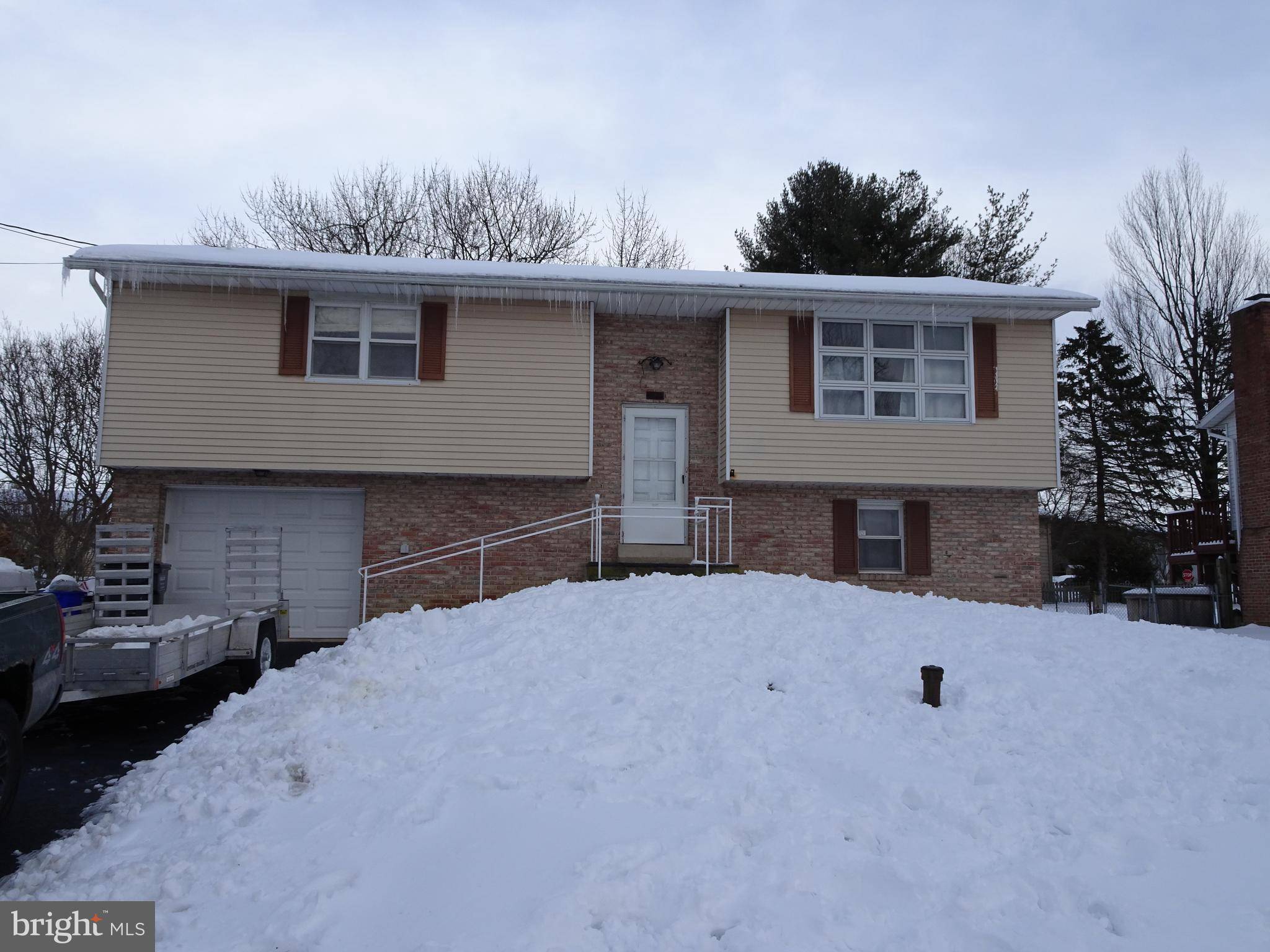 Willow Street, PA 17584,327 PLEASANT VIEW DR