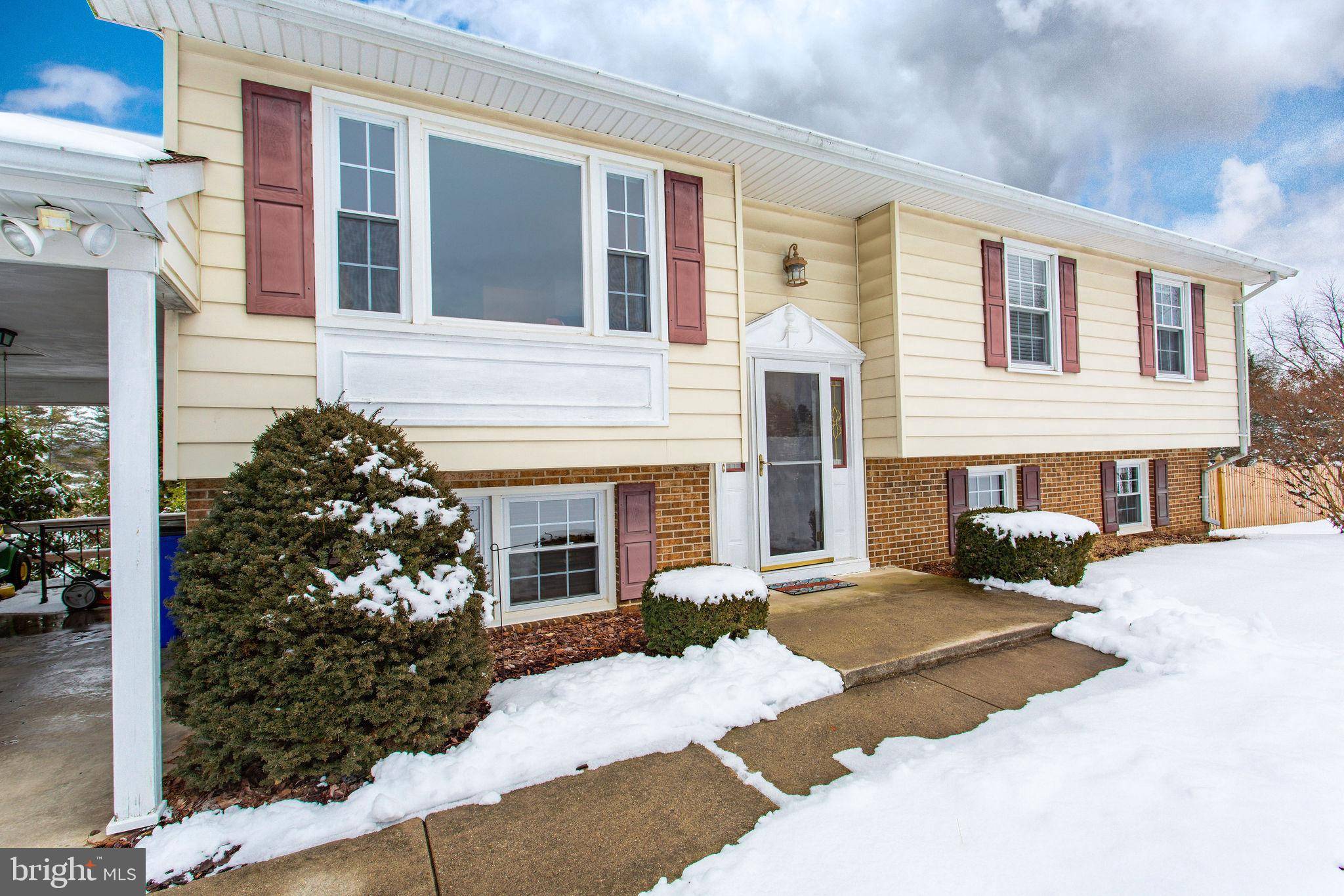 Mount Airy, MD 21771,5809 CATOCTIN VISTA DR