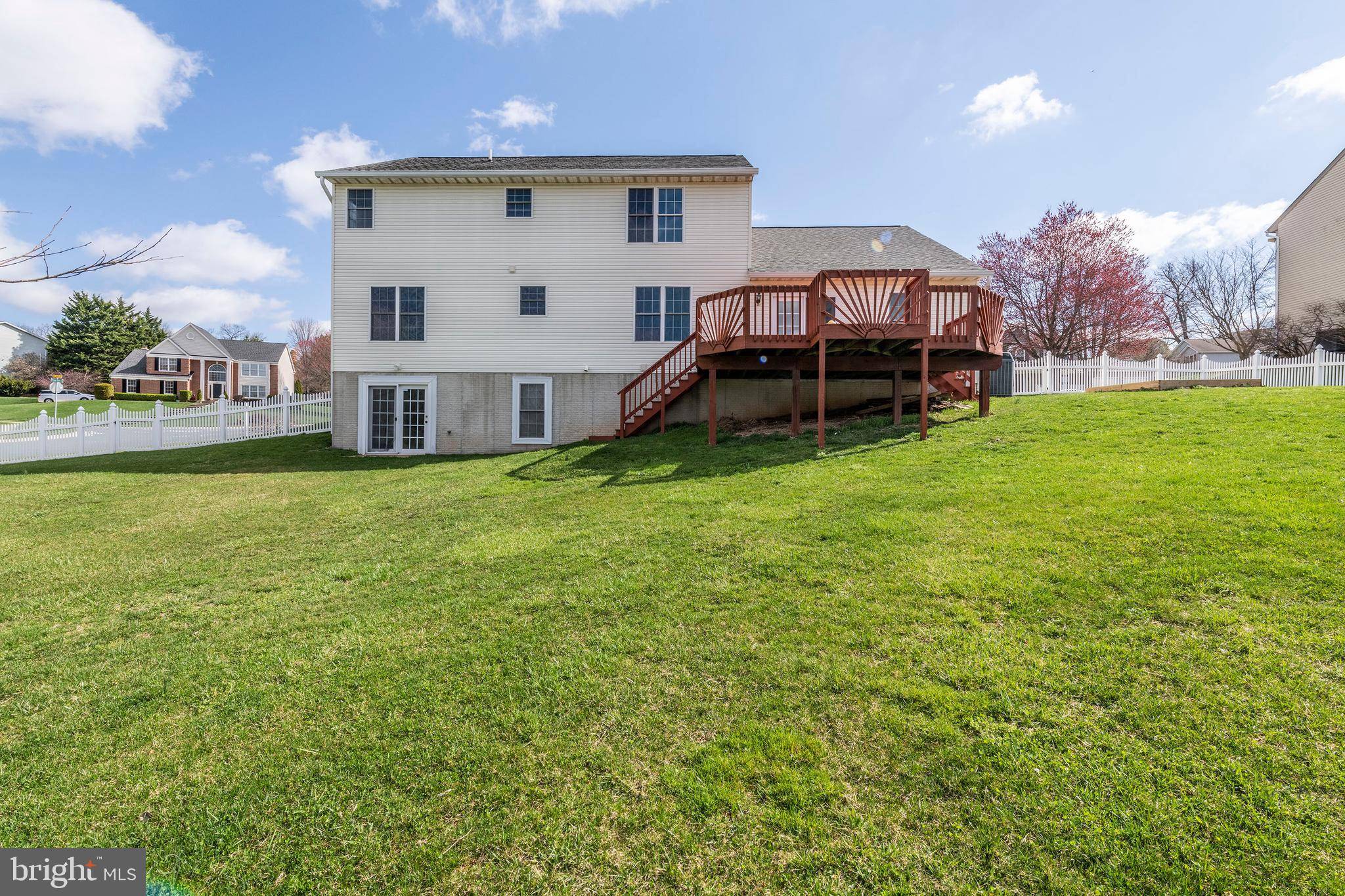 Westminster, MD 21157,405 CHARTER CT