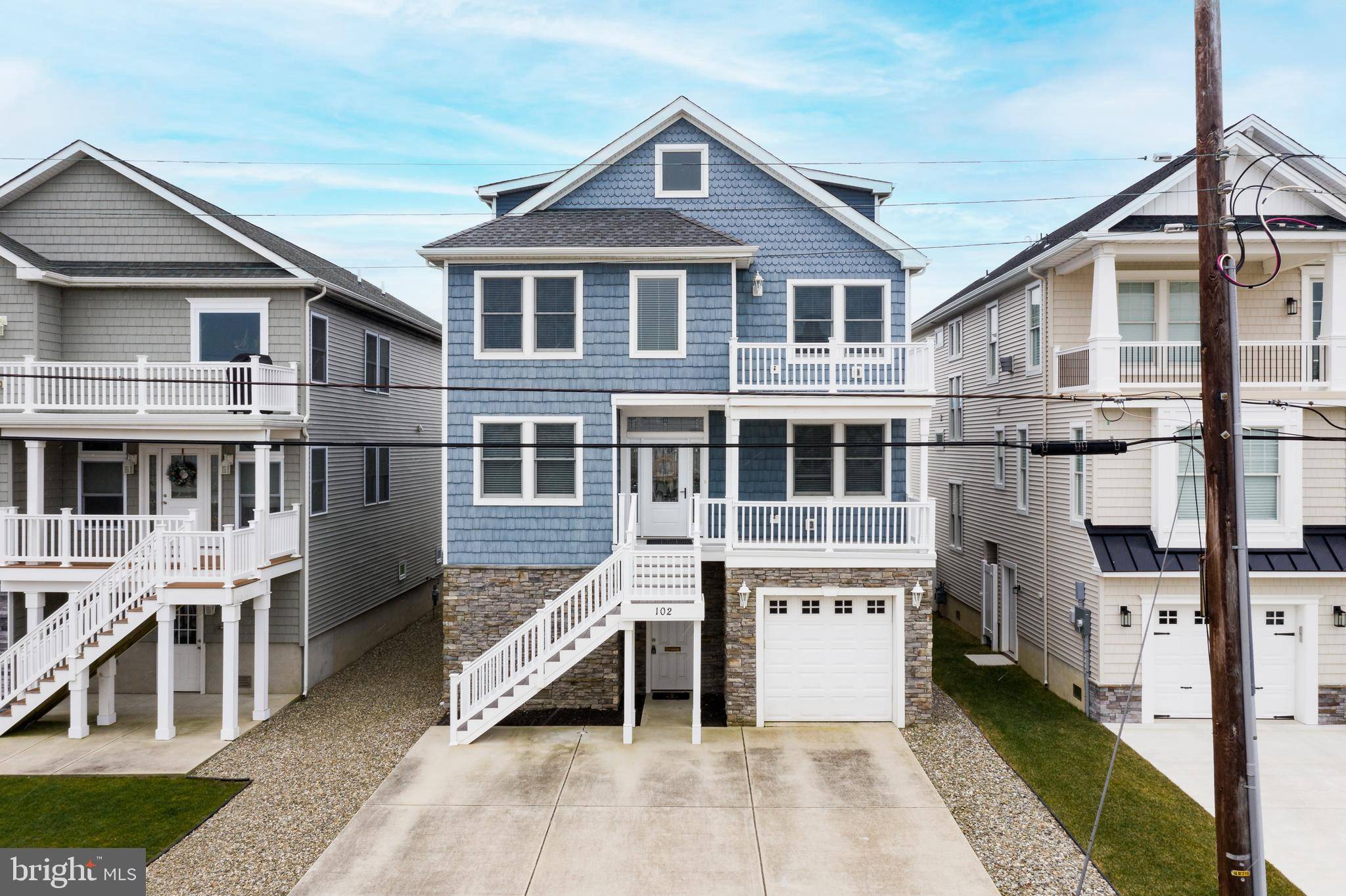 Brigantine, NJ 08203,102 3RD ST S