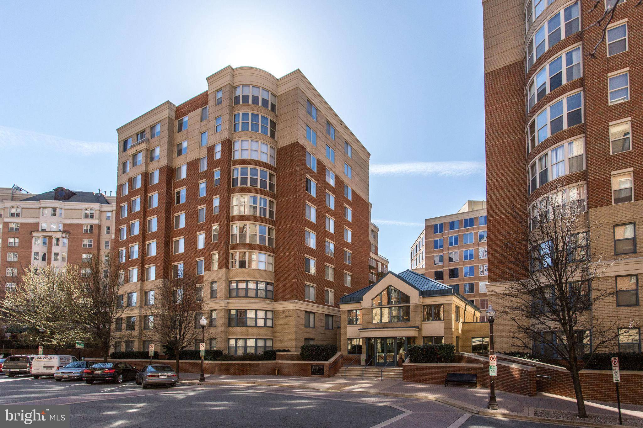 Arlington, VA 22203,3830 9TH ST N #207W