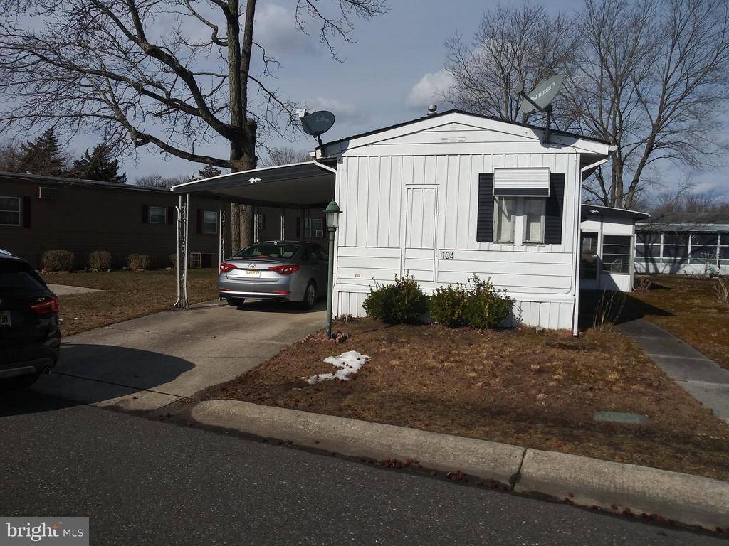 Buena, NJ 08310,104 COUNTRY LANE #104