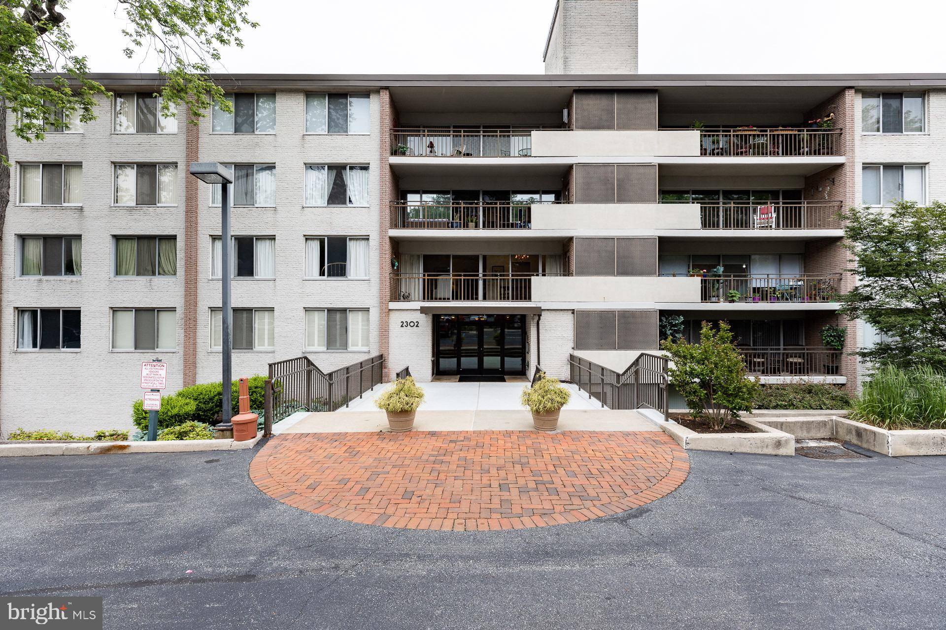 Wilmington, DE 19806,2302-UNIT RIDDLE AVE #B205