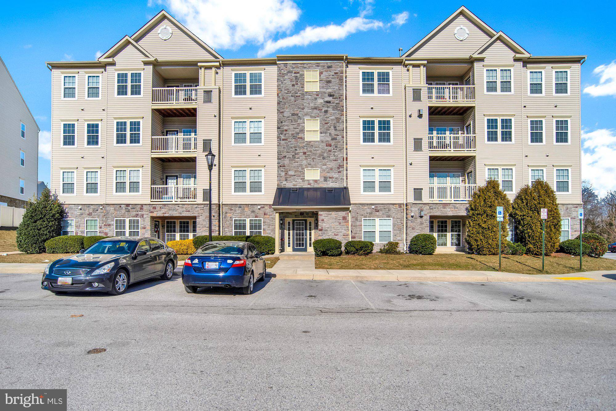 Baltimore, MD 21229,5307 WYNDHOLME CIR #403