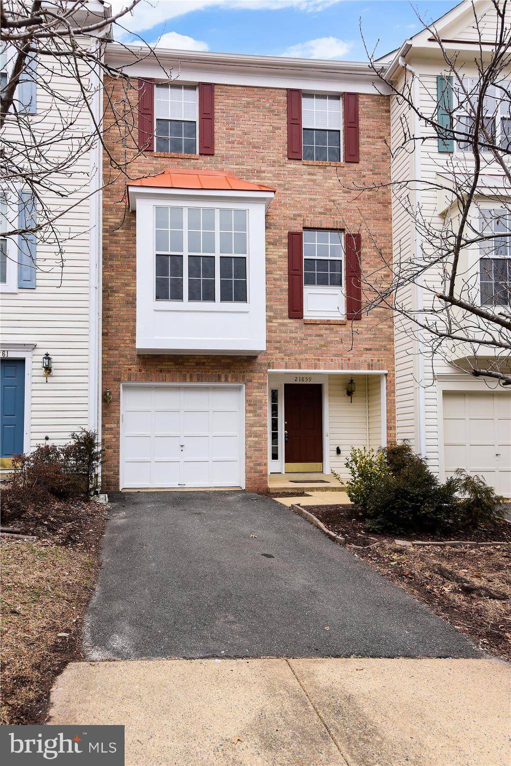 Ashburn, VA 20147,21859 KINGS CROSSING TER