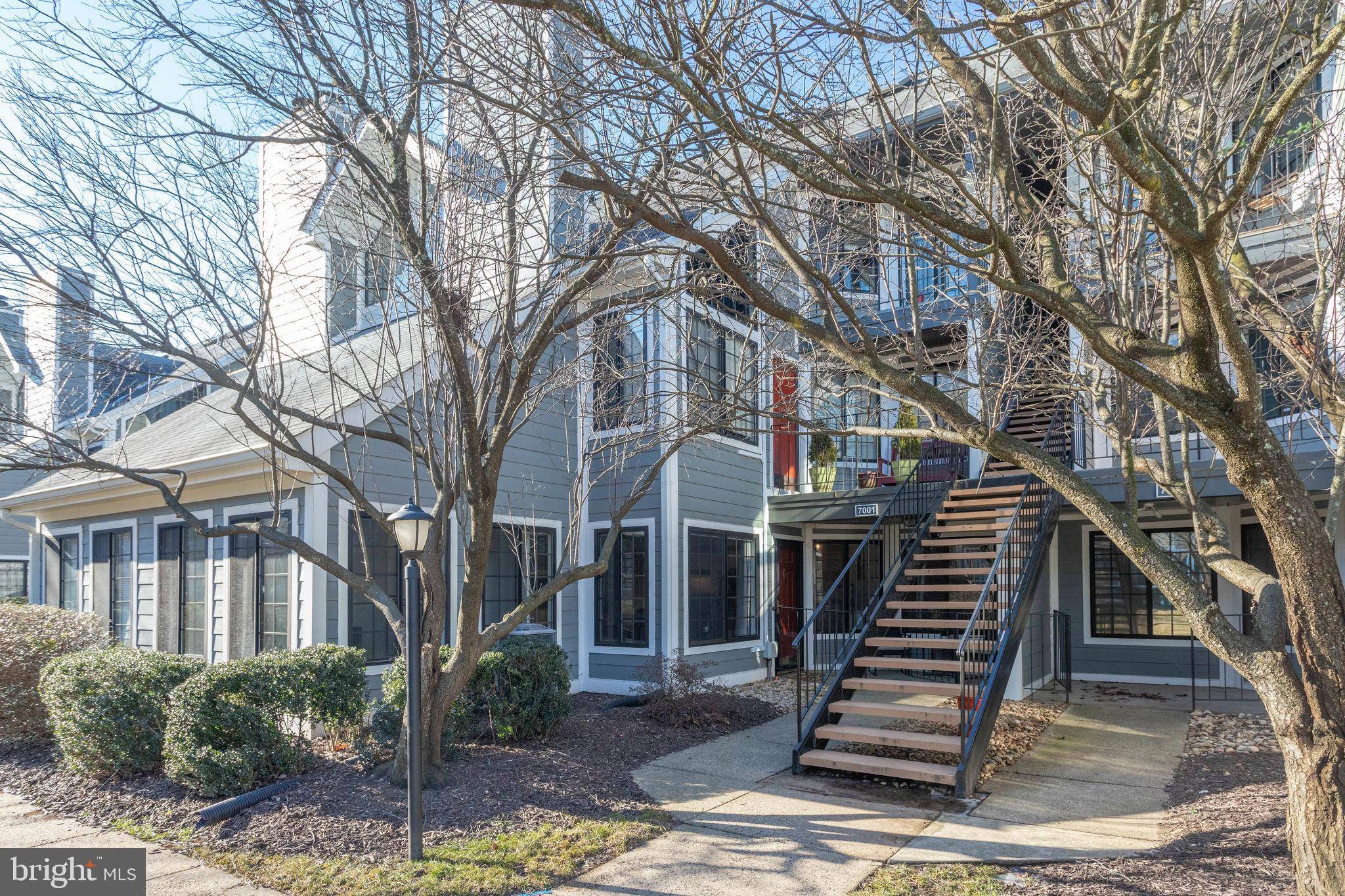 Alexandria, VA 22315,7001 BIRKENHEAD PL #10A