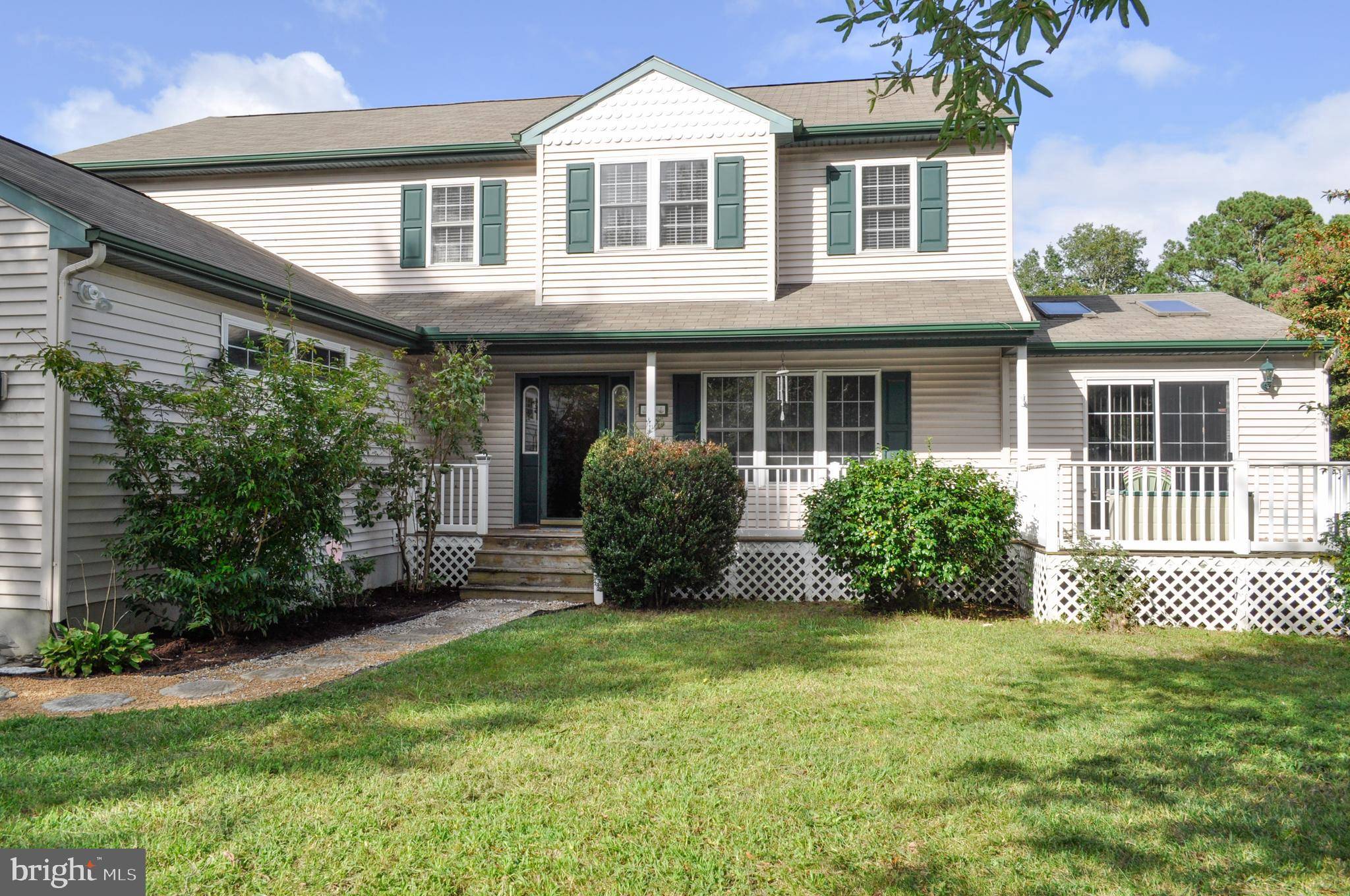 Ocean View, DE 19970,9 CAROLINE ST