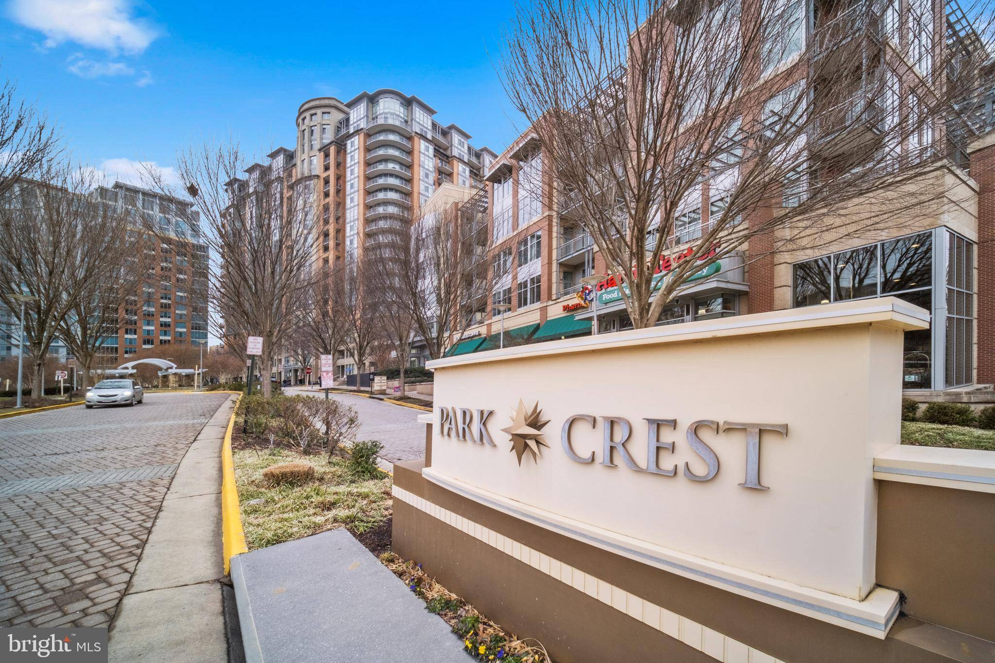 Mclean, VA 22102,8220 CRESTWOOD HEIGHTS DR #1104