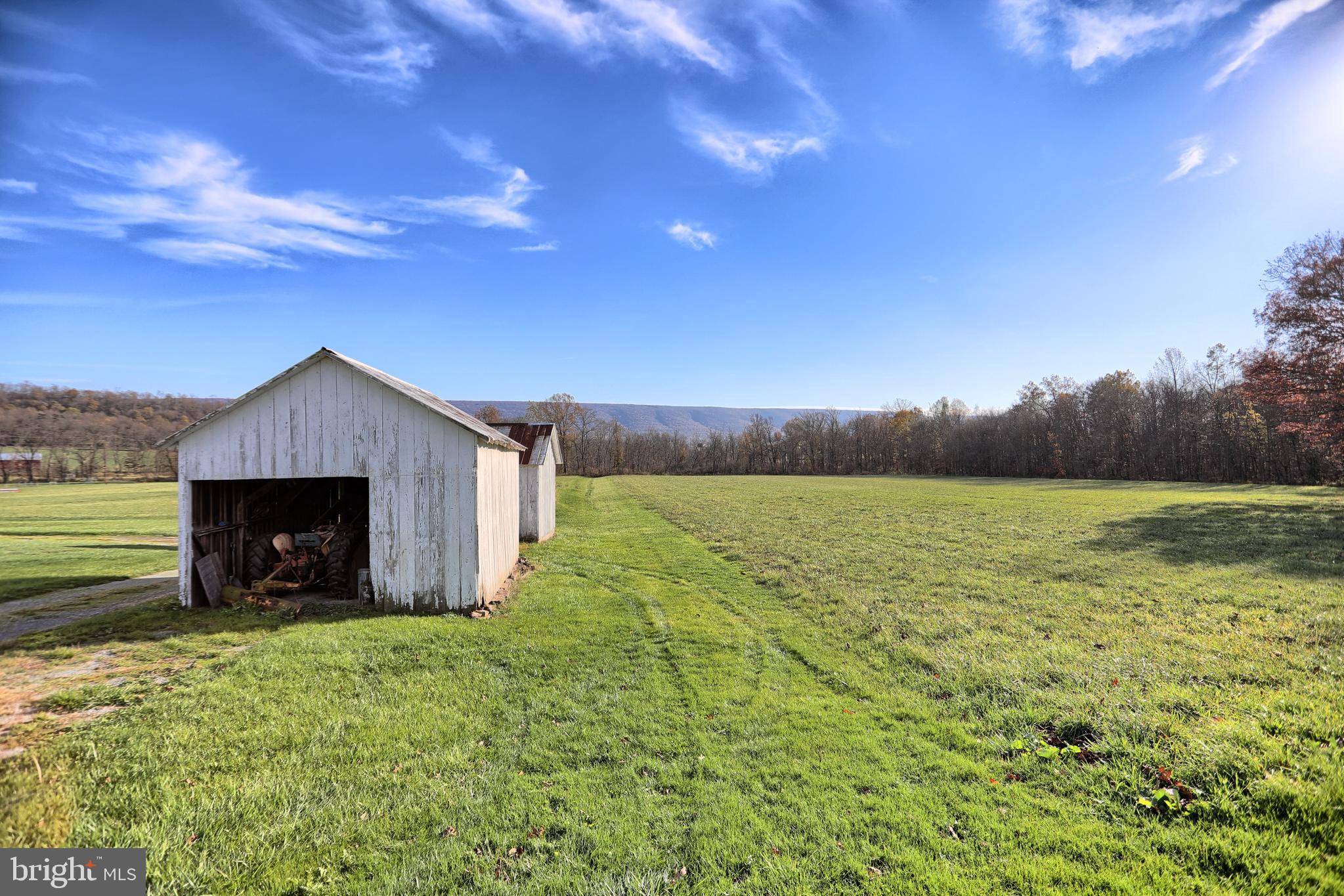 Mifflintown, PA 17059,806 DEERVILLE RD