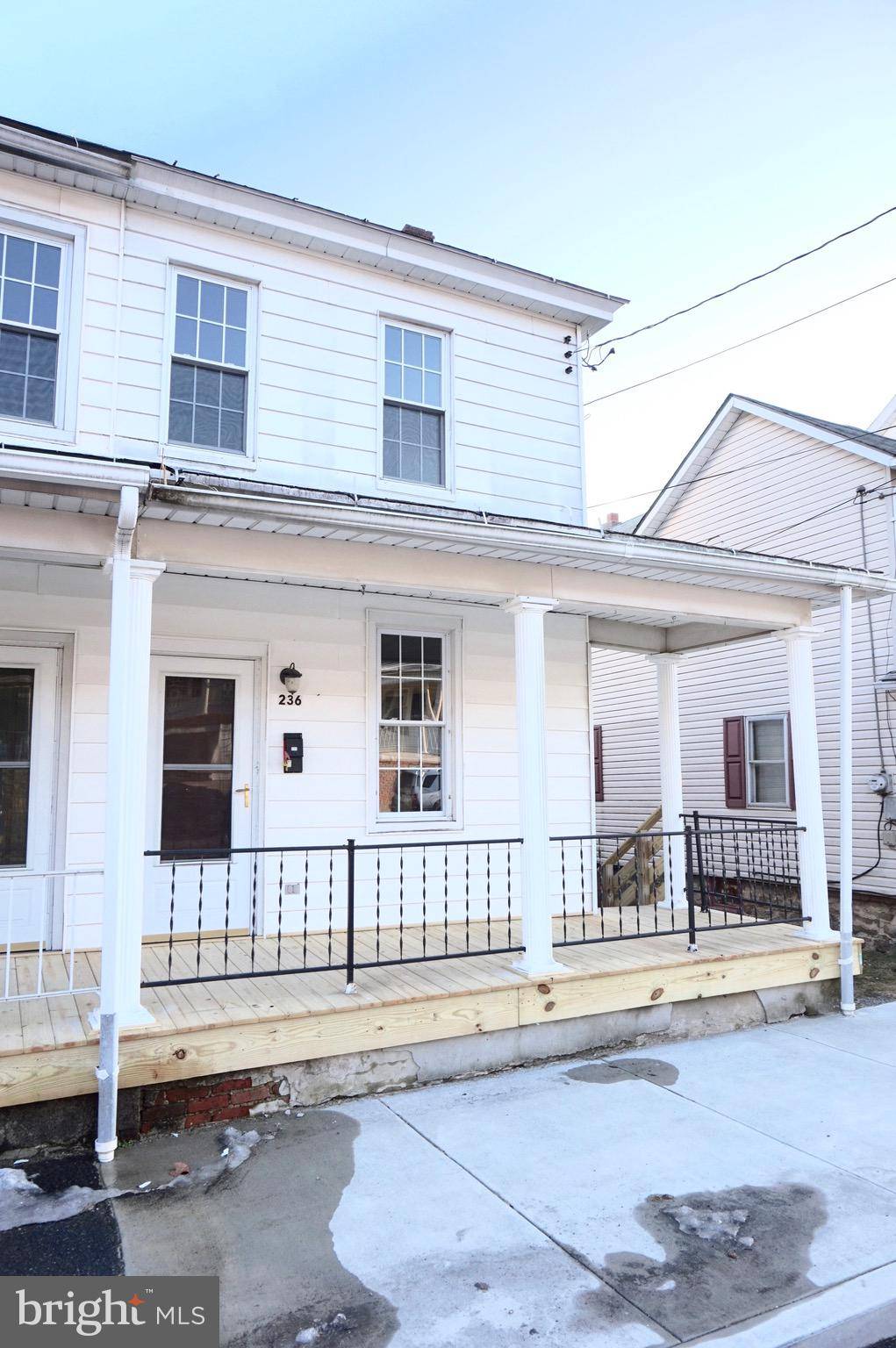 Williamstown, PA 17098,236 E BROAD ST