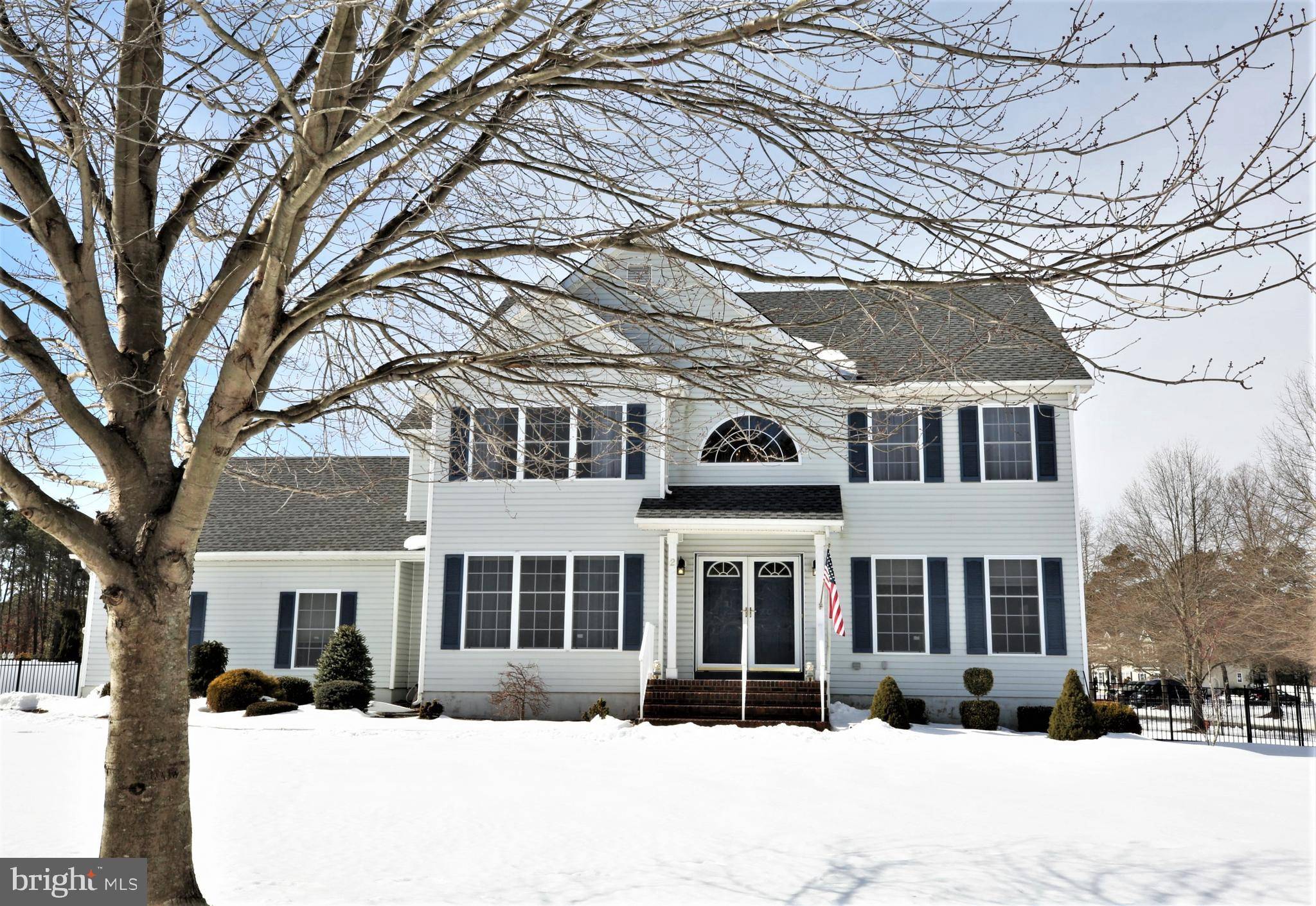 Monroe Township, NJ 08831,2 ROBIN LN