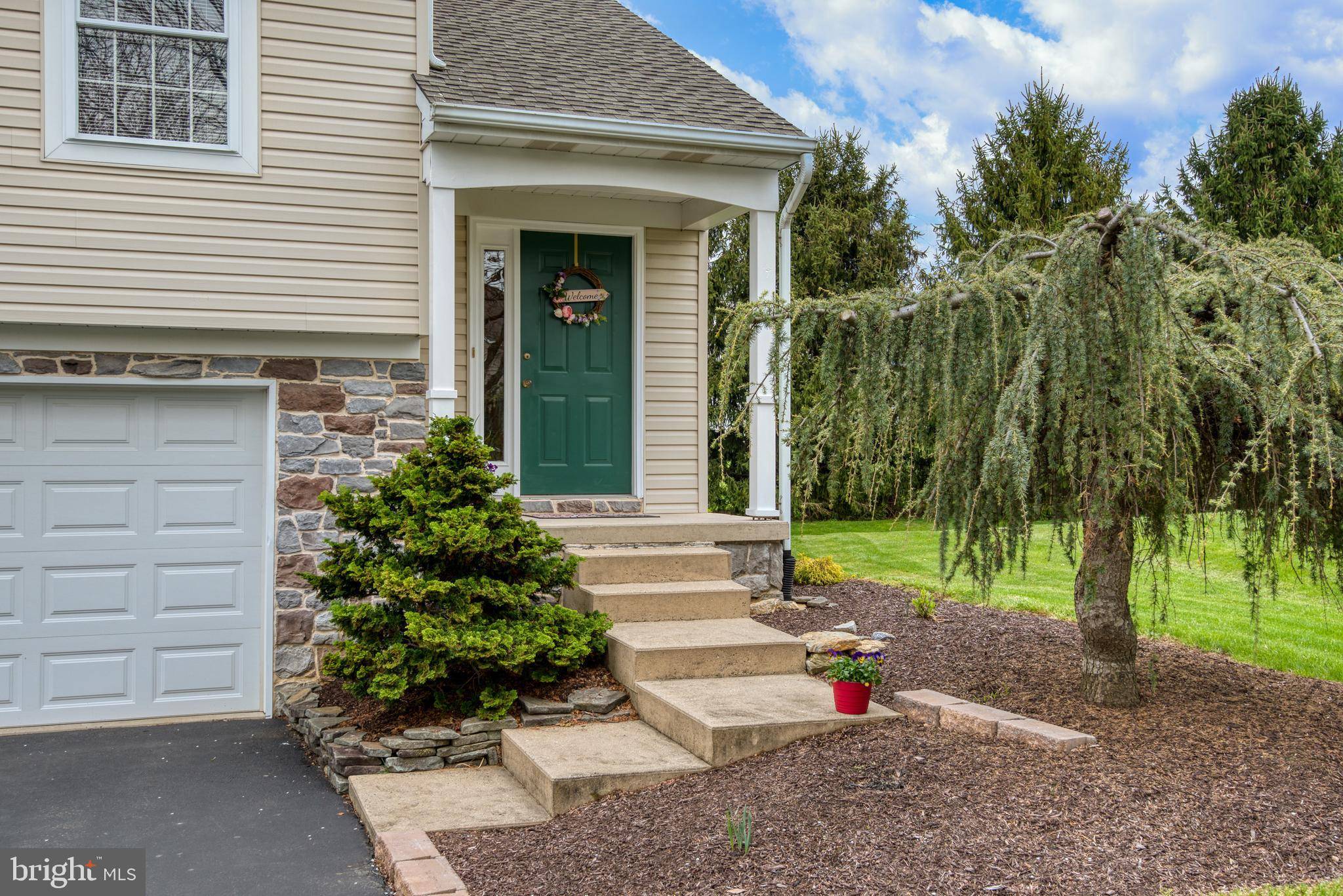 Mount Joy, PA 17552,4056 PARKSIDE CT