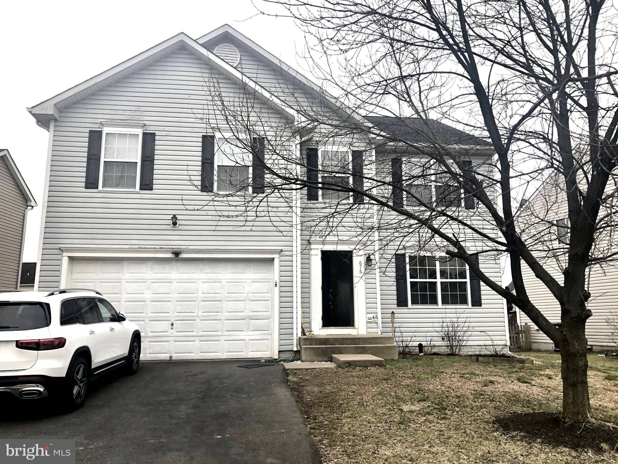 Culpeper, VA 22701,676 HOLLY CREST