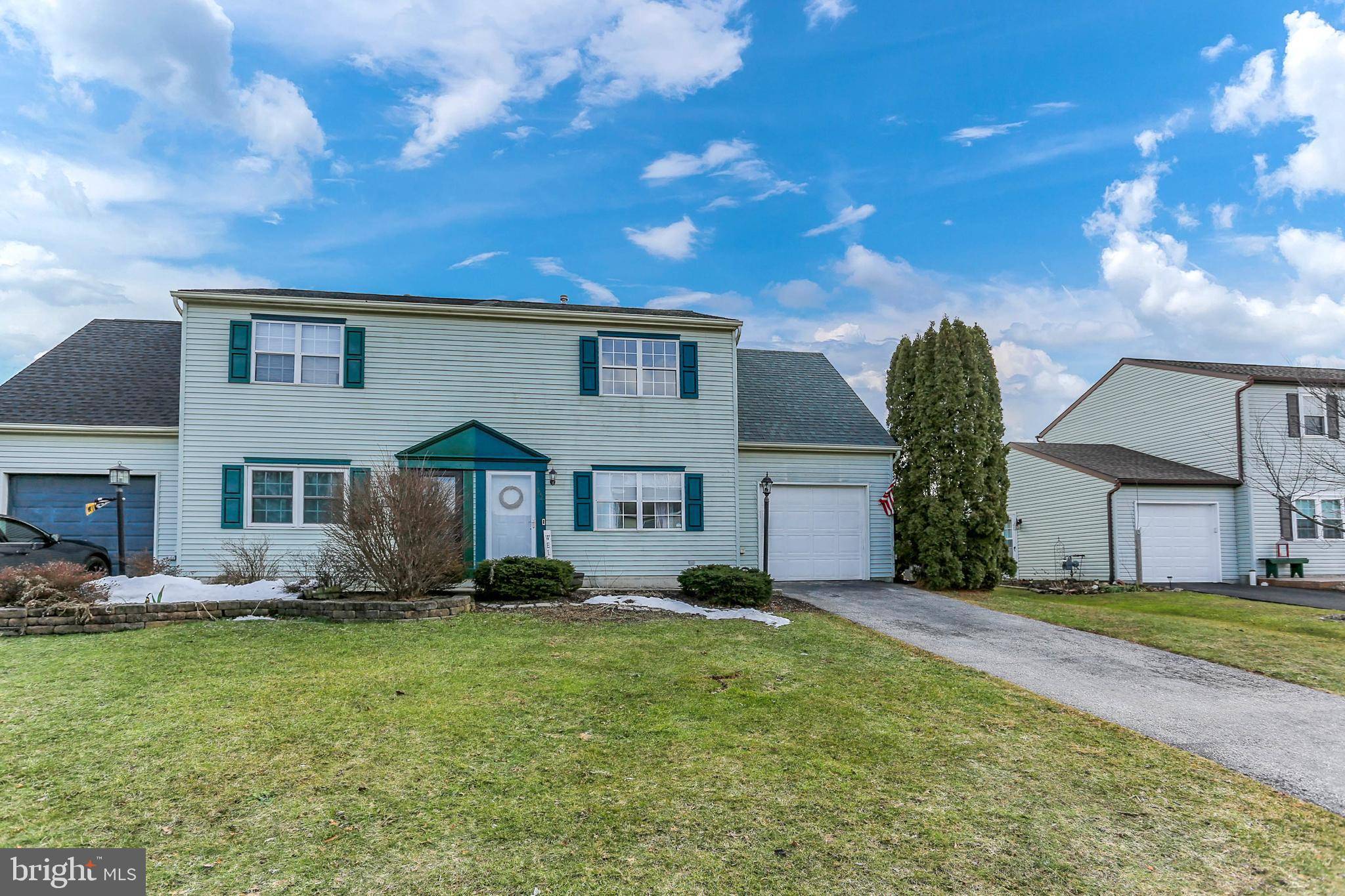 Dover, PA 17315,1627 CONDOR LN