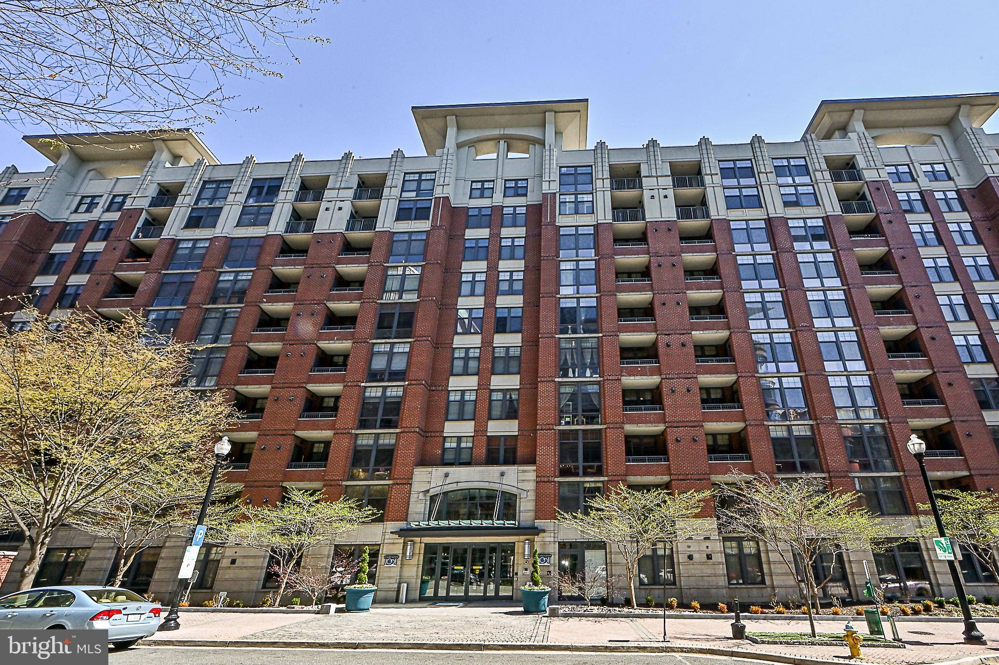 Arlington, VA 22201,1021 N GARFIELD ST #324