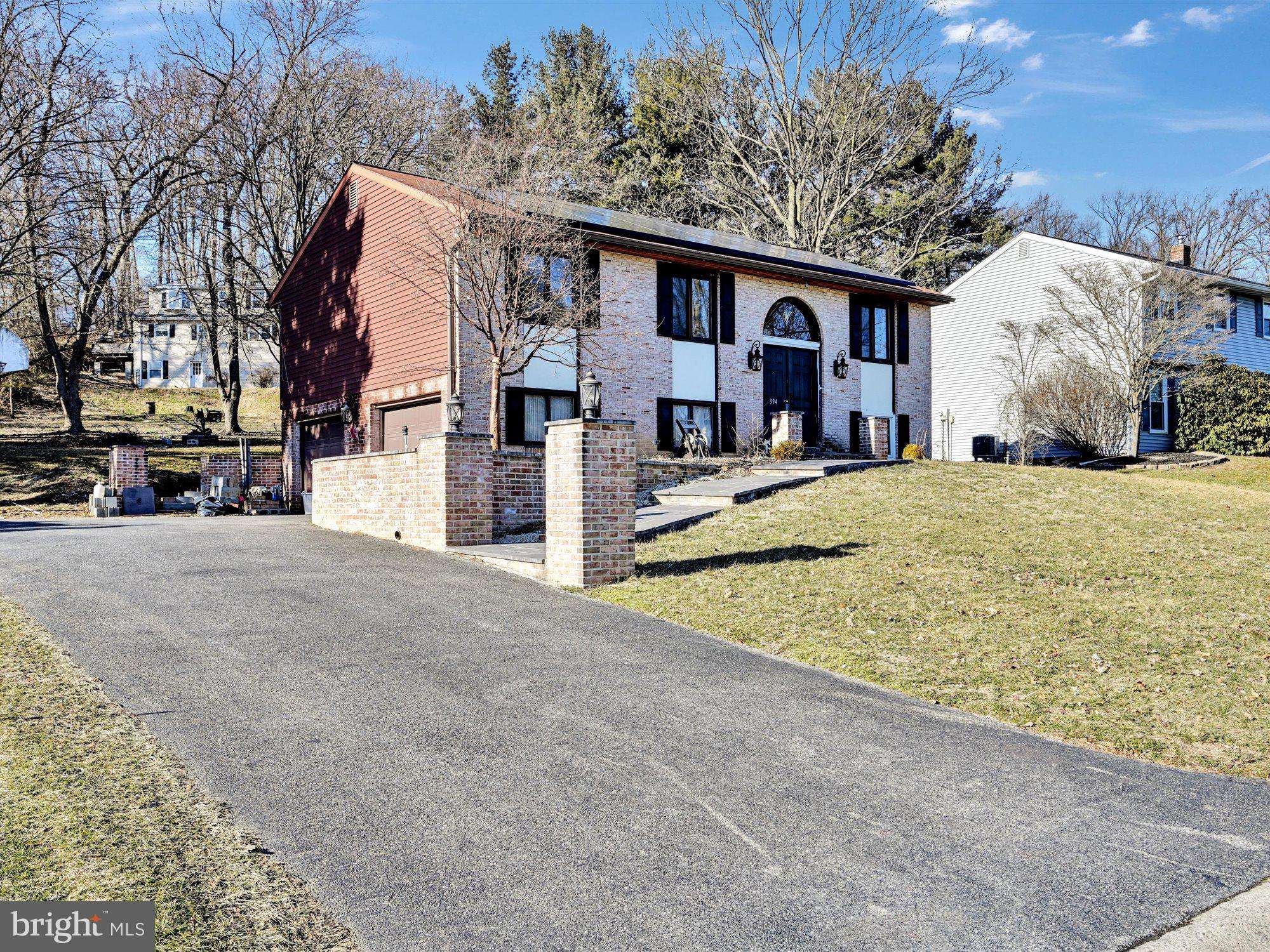 Mountville, PA 17554,394 JAY LN