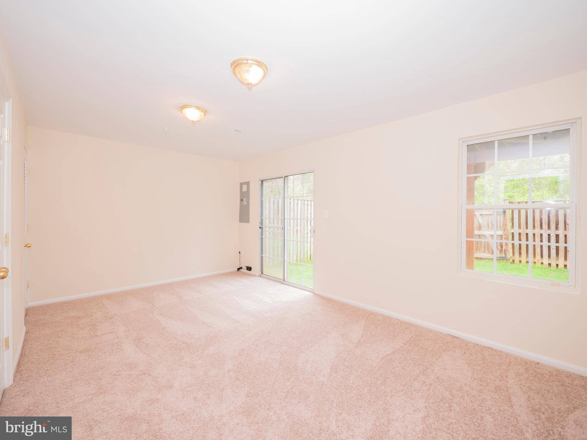 Gaithersburg, MD 20877,8229 IRONCLAD CT