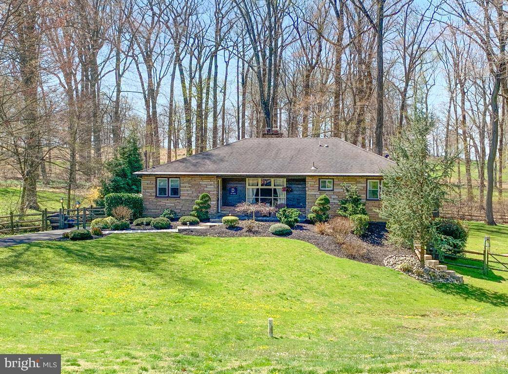 Huntingdon Valley, PA 19006,302 BRAE BOURN RD