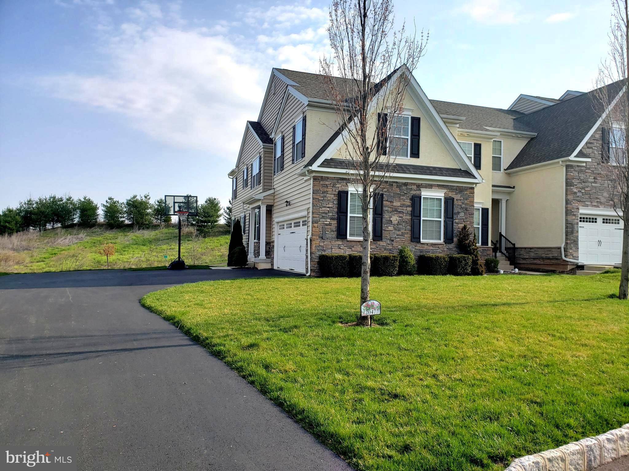 Lansdale, PA 19446,2047 PLEASANT VALLEY DR