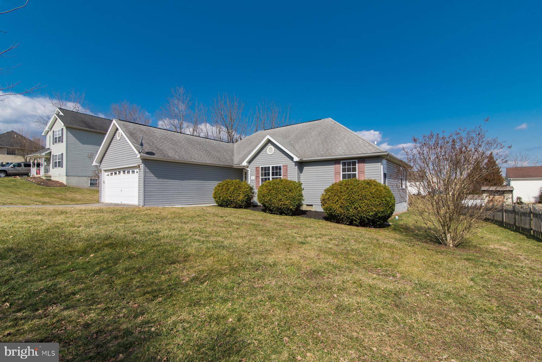 Ranson, WV 25438,495 OAK LEE