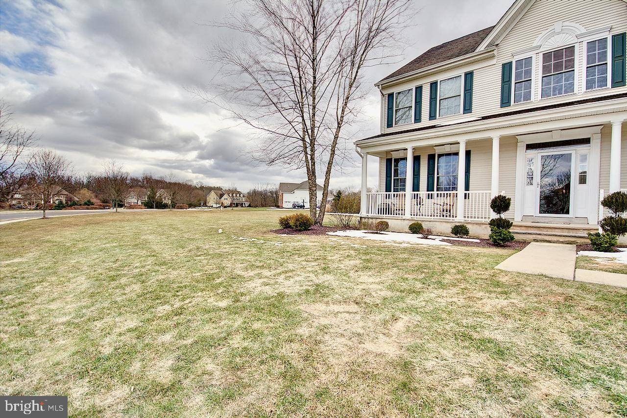 Ivyland, PA 18974,2 COPPERLEAF CT