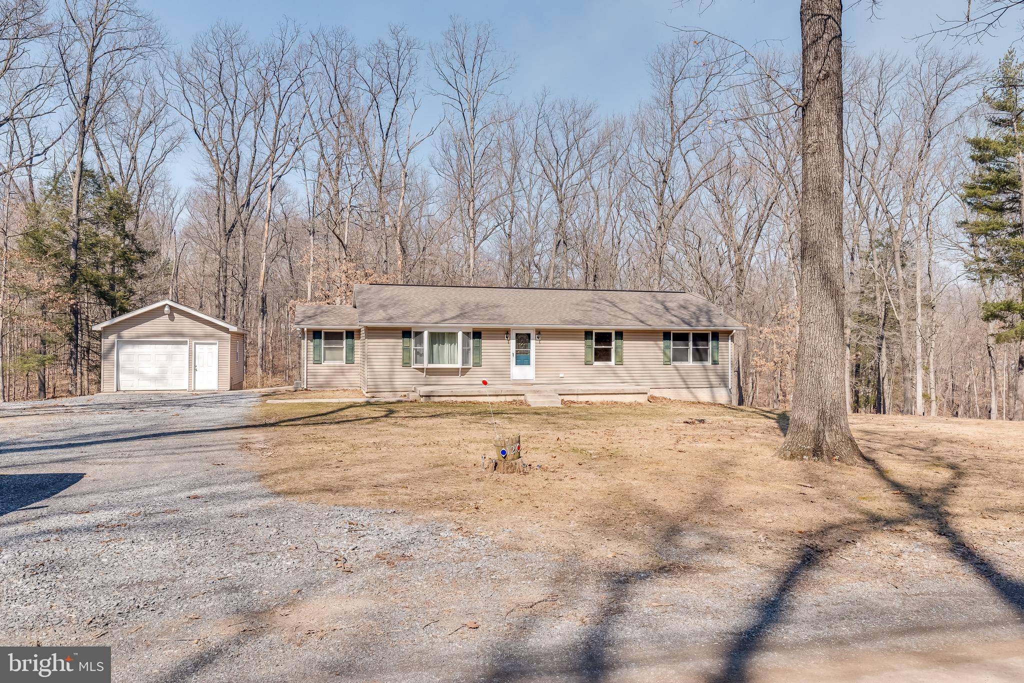 Hedgesville, WV 25427,121 WOODLAND LN