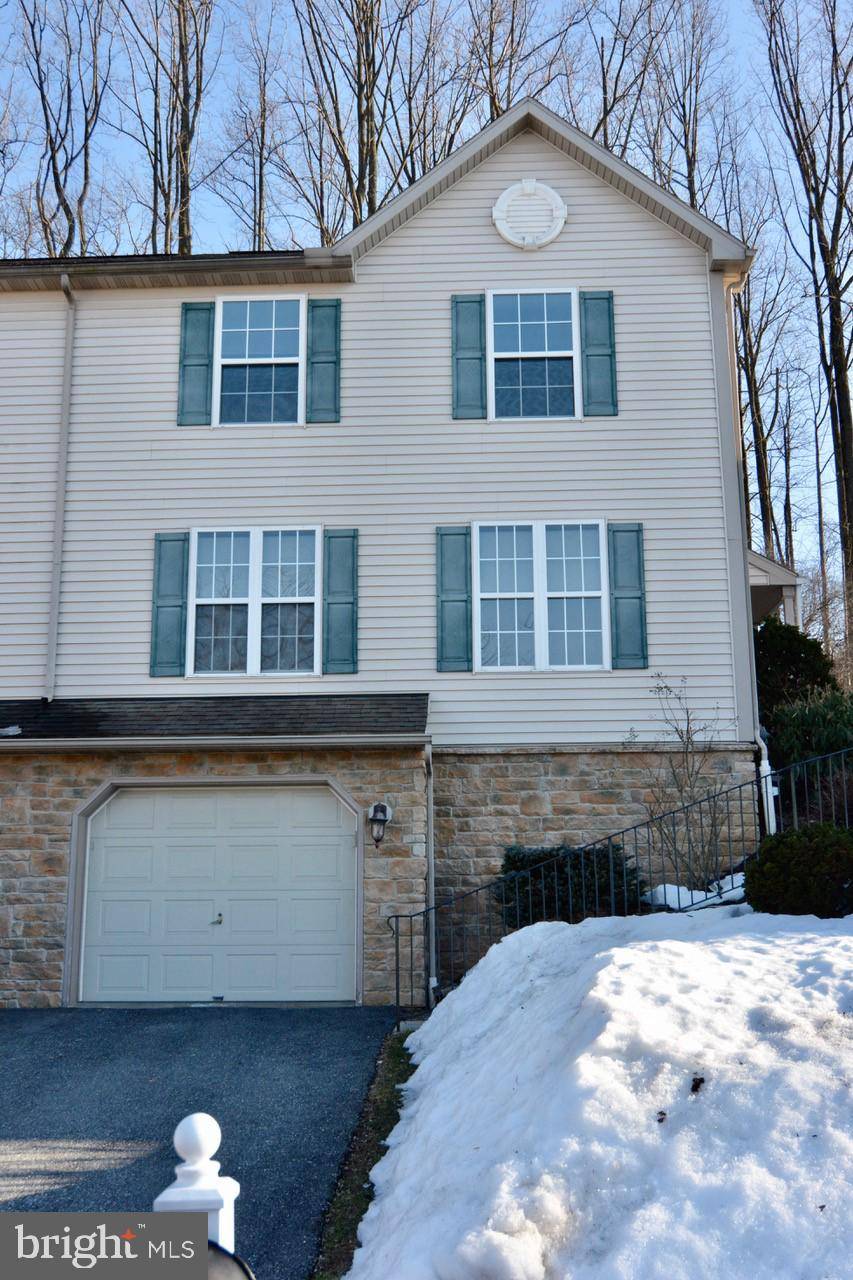 Reading, PA 19608,1524 HURON DR