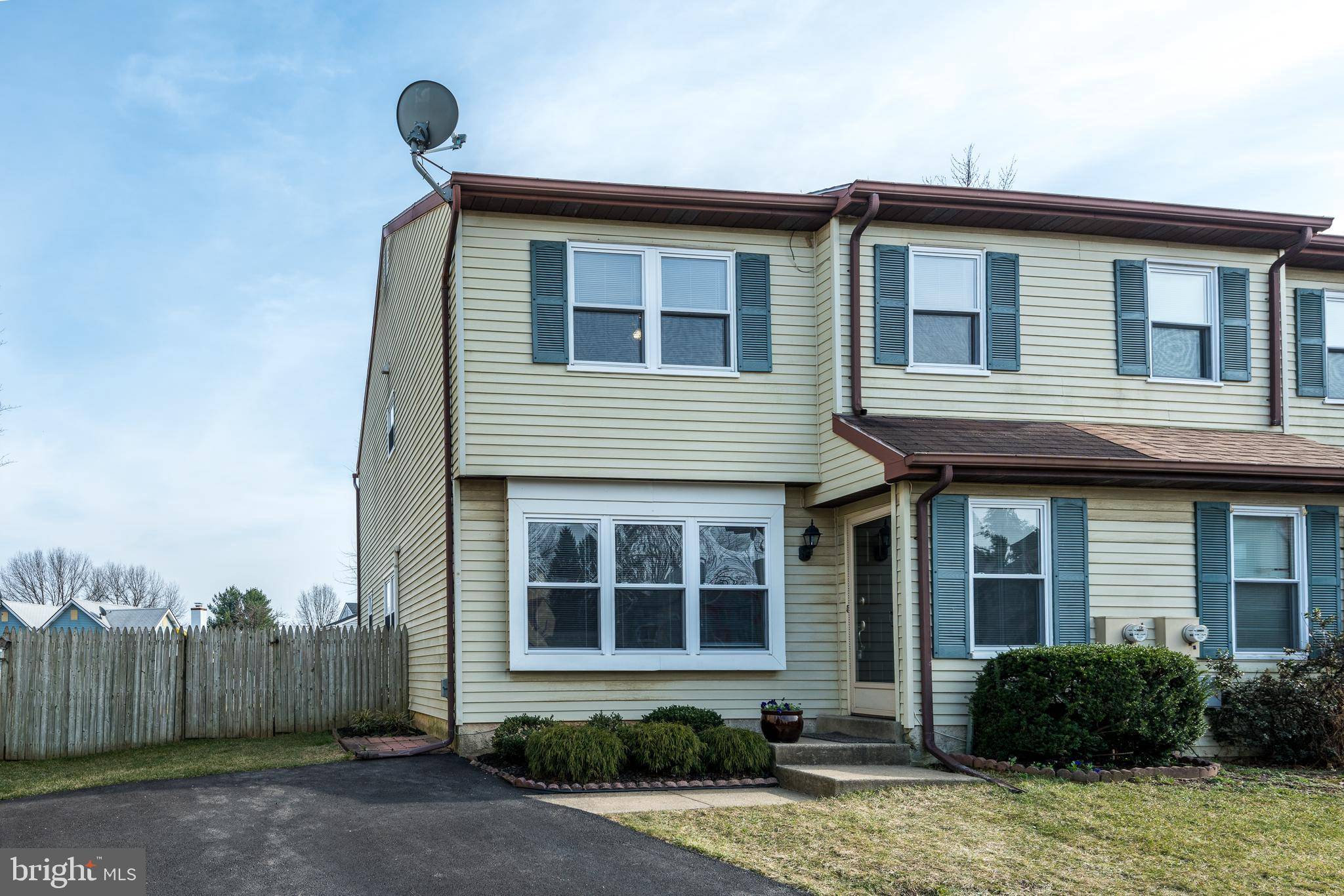 Horsham, PA 19044,114 HORSESHOE LN