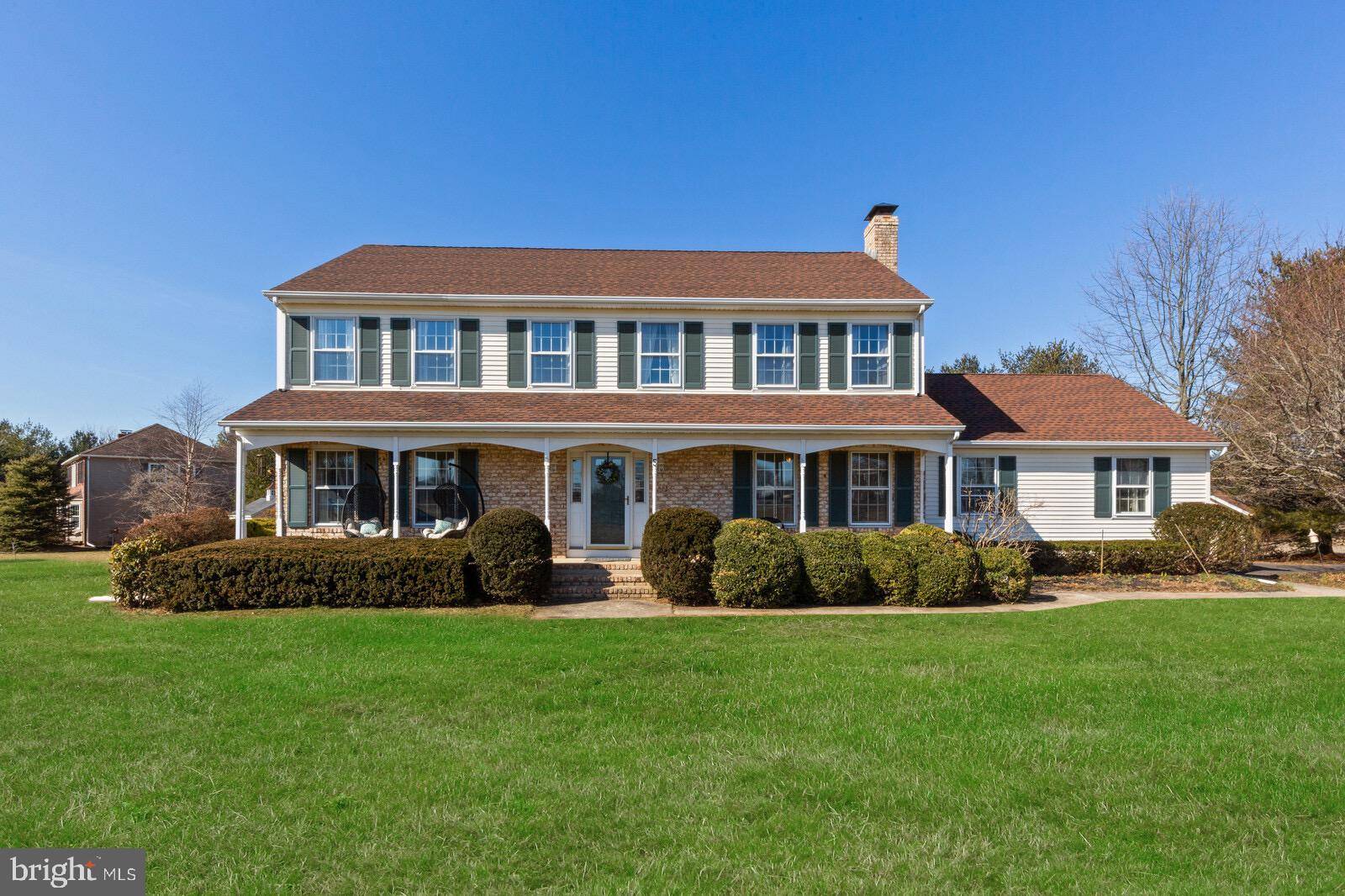 Cream Ridge, NJ 08514,5 MILL POND DR