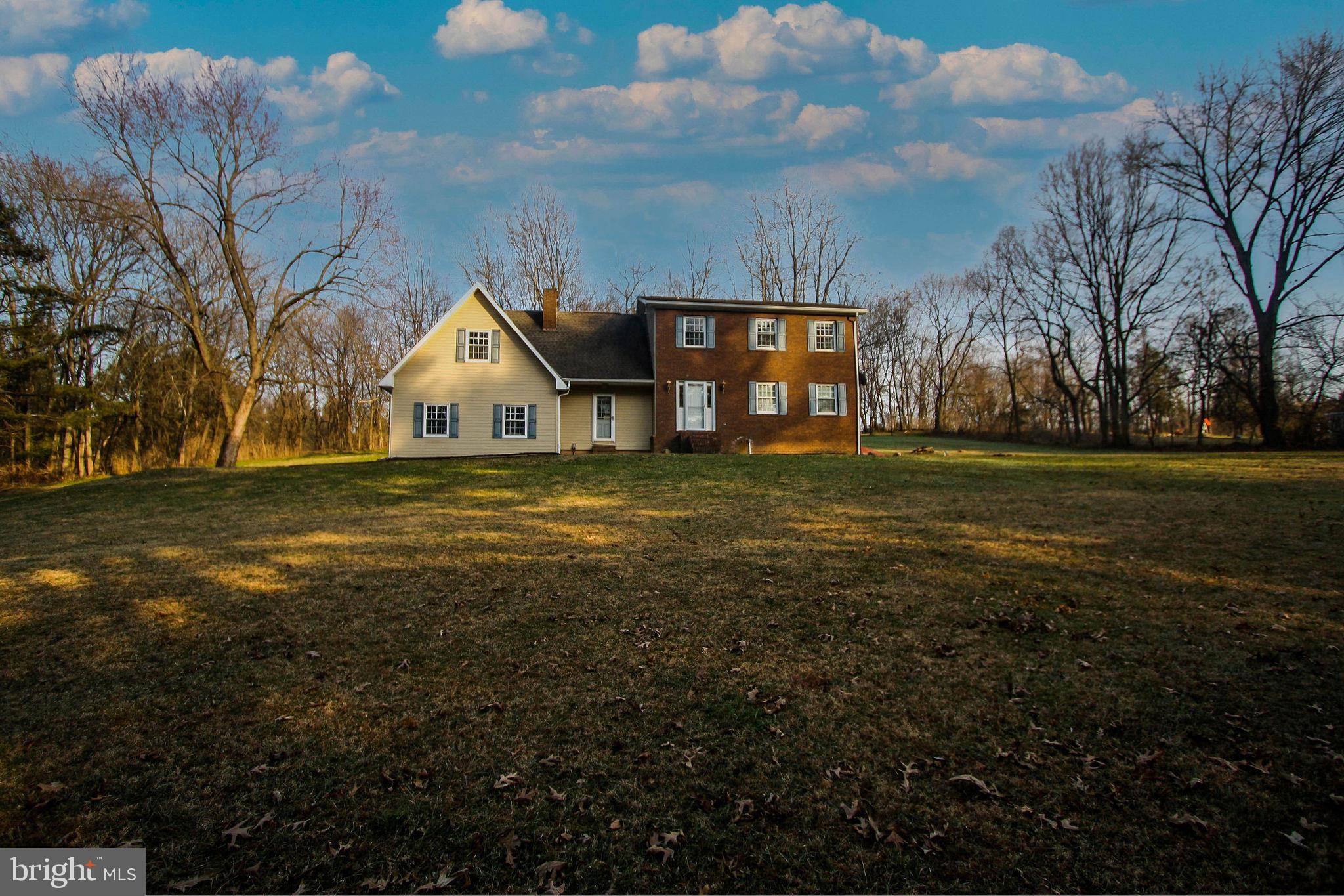 Falling Waters, WV 25419,784 COLSTON