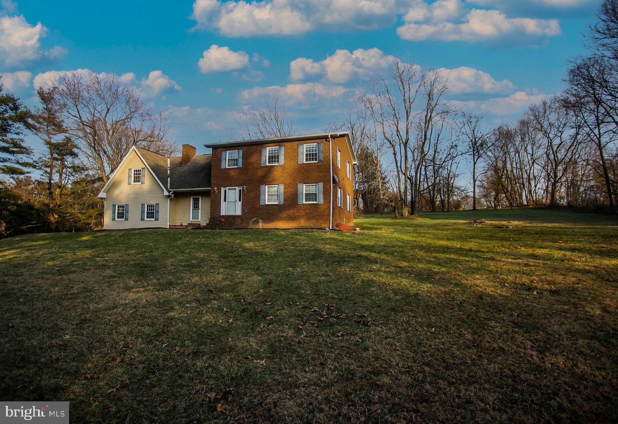 Falling Waters, WV 25419,784 COLSTON