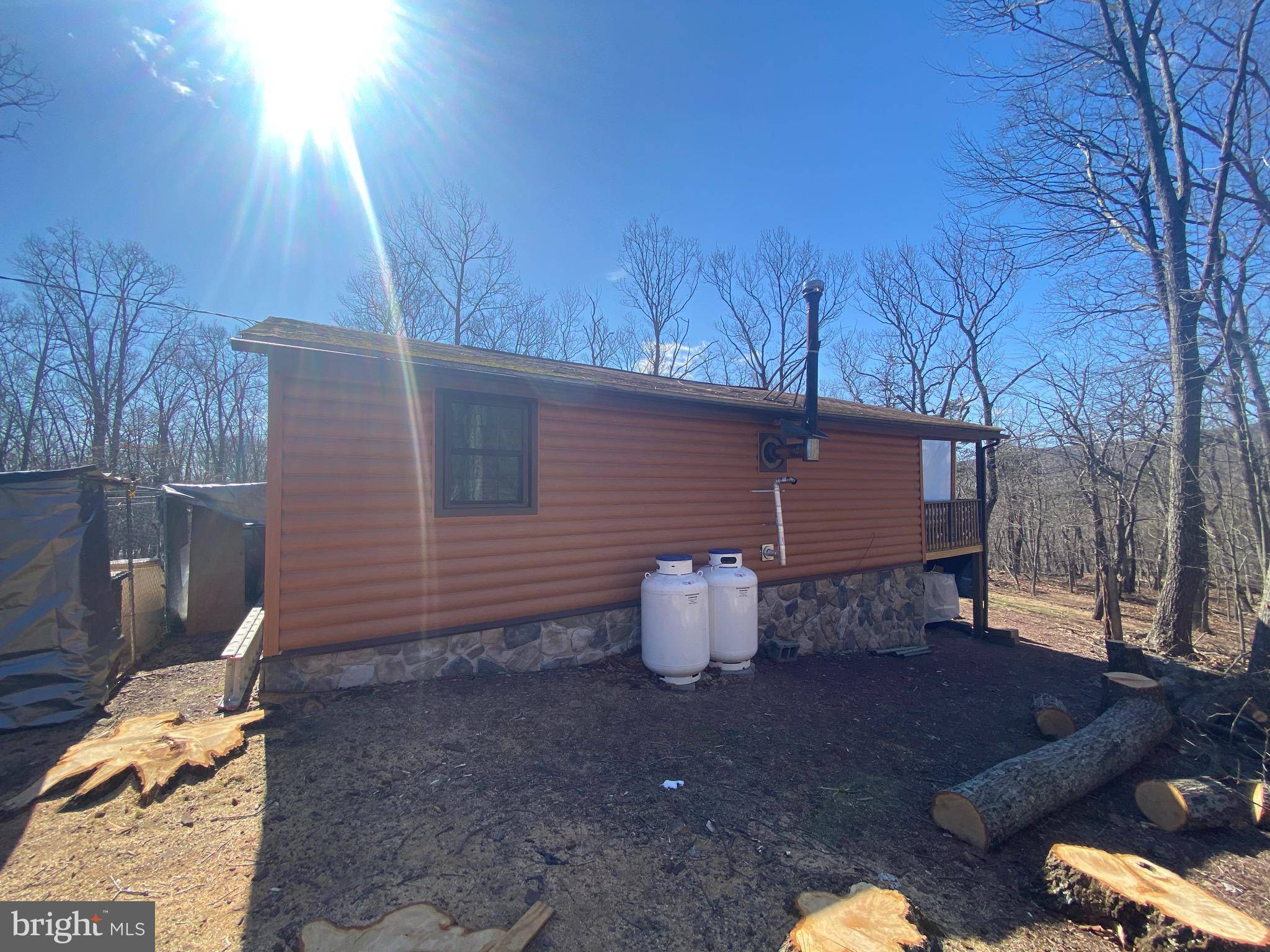 Hedgesville, WV 25427,71 TRAPPER RIDGE