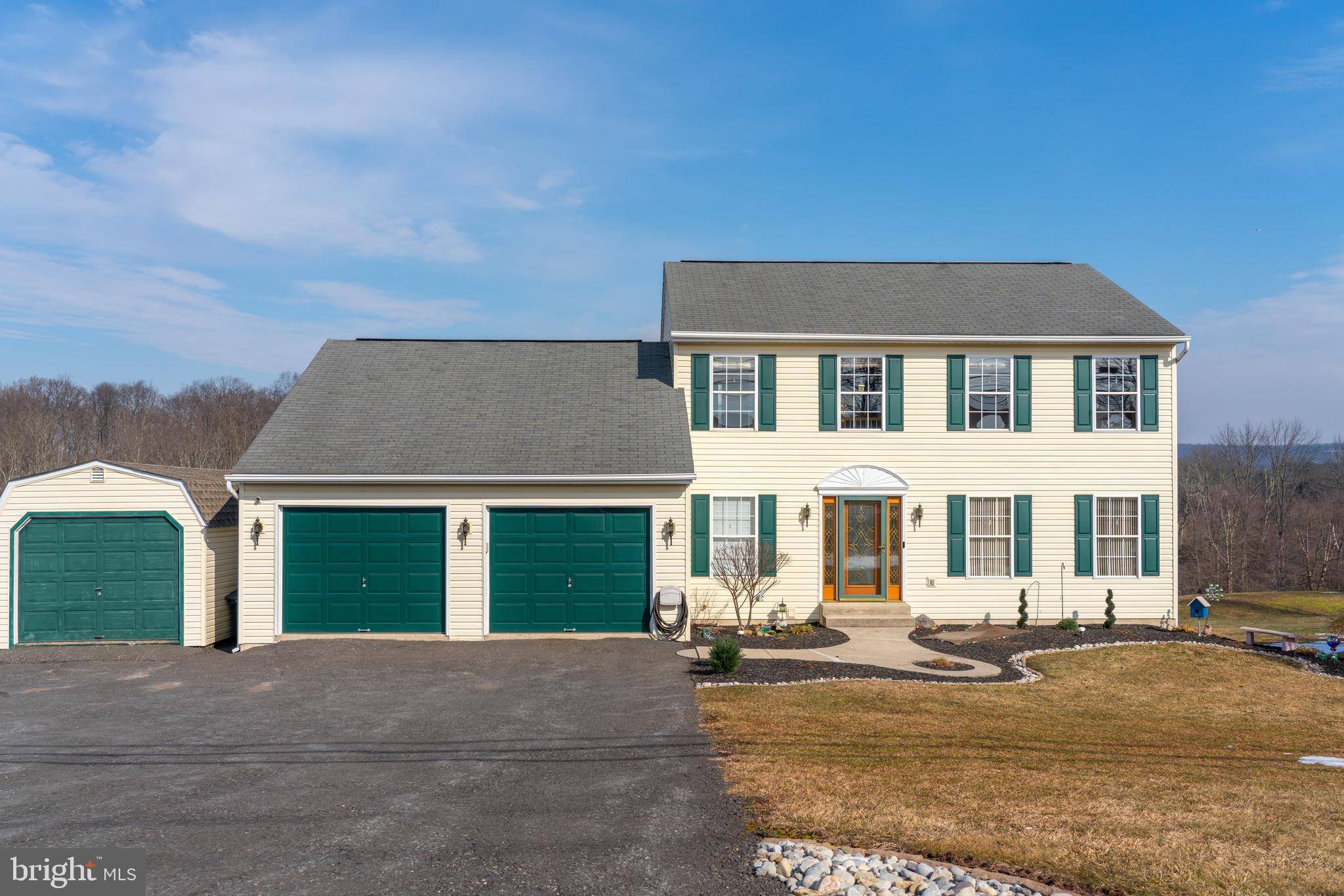 Pennsburg, PA 18073,2511 QUAKERTOWN RD