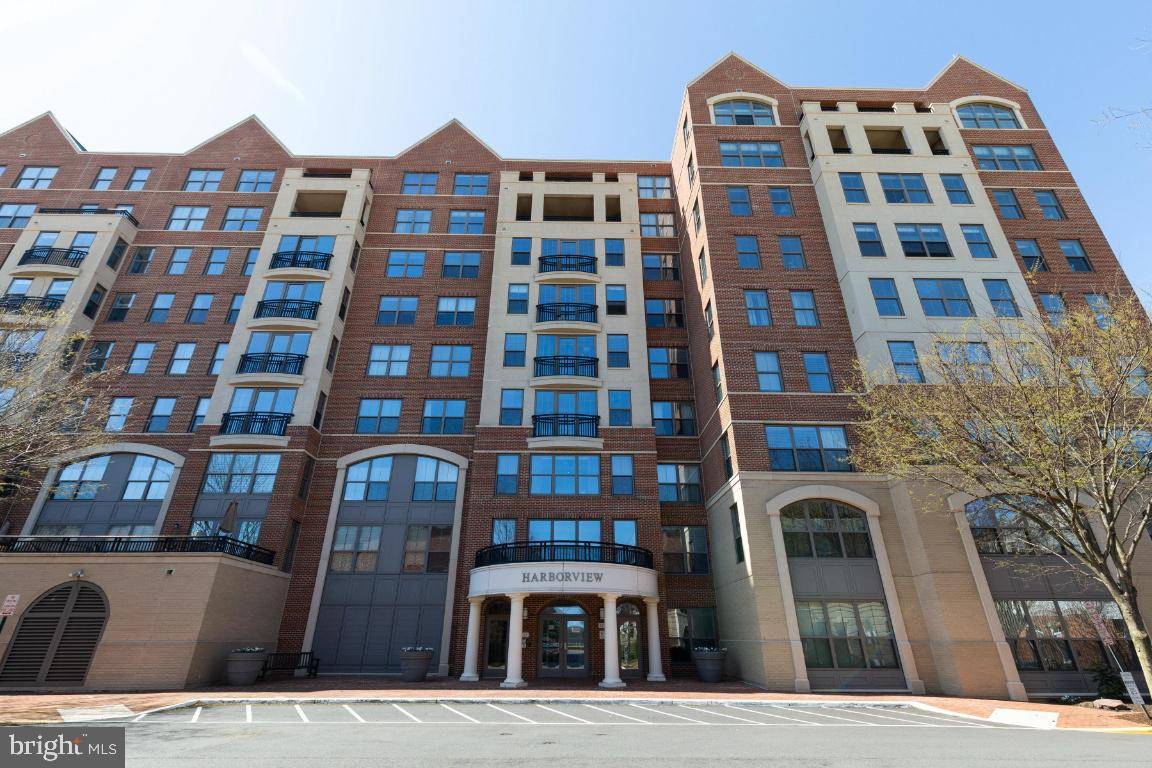 Woodbridge, VA 22191,485 HARBOR SIDE ST #713