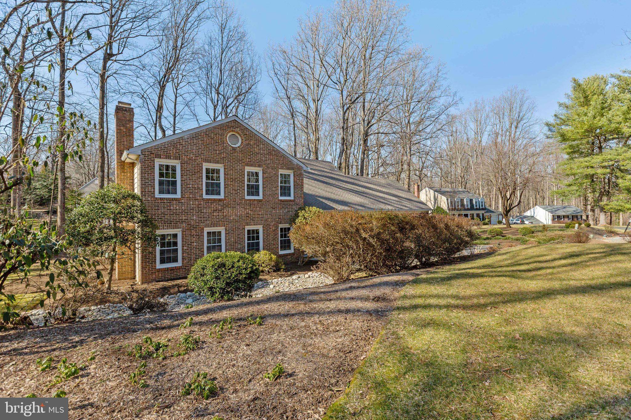 Oakton, VA 22124,3304 MILL CROSS CT