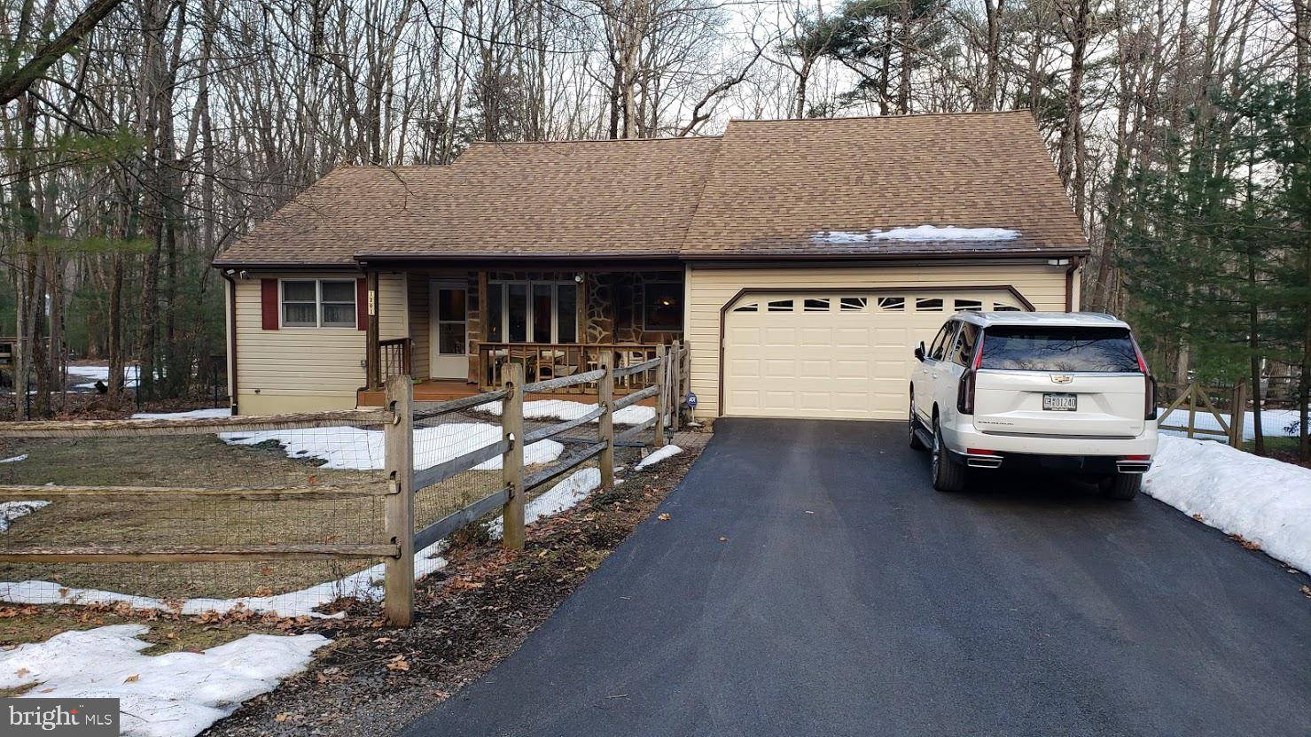 Kunkletown, PA 18058,136 CRABAPPLE LN