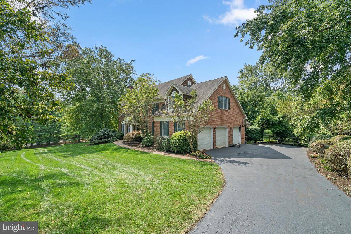 Reisterstown, MD 21136,1 BRIARWOOD FARM CT