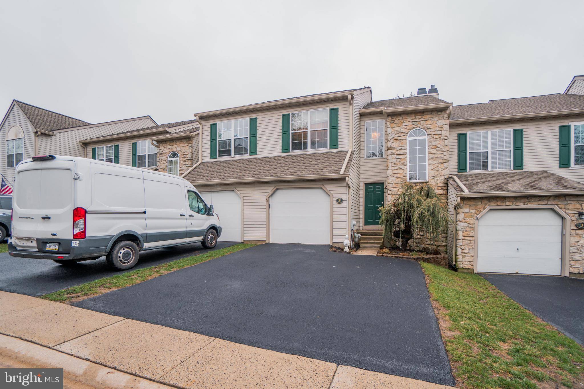 Norristown, PA 19403,5 ESSEX CT