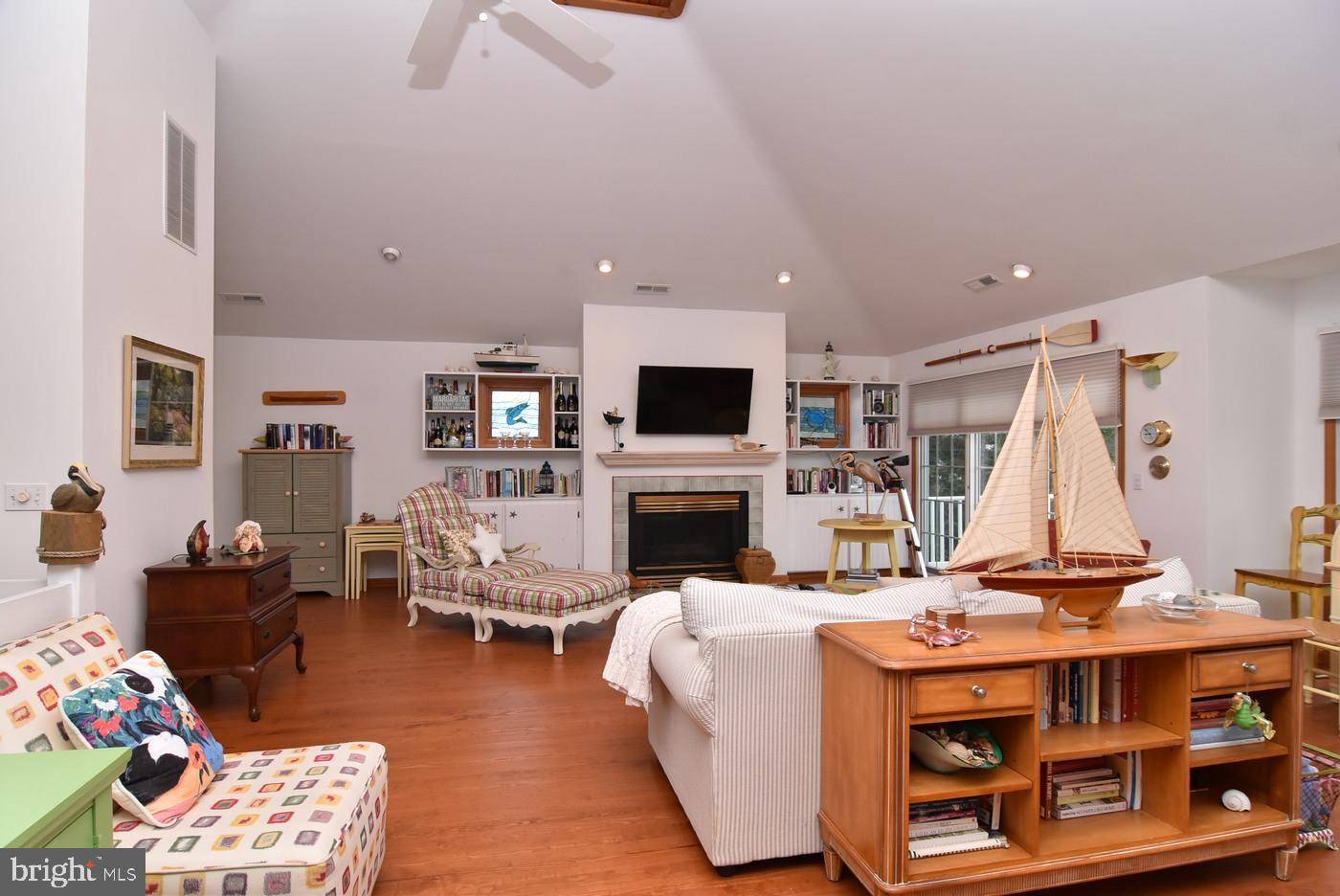 Bethany Beach, DE 19930,300 LE POINTE DR