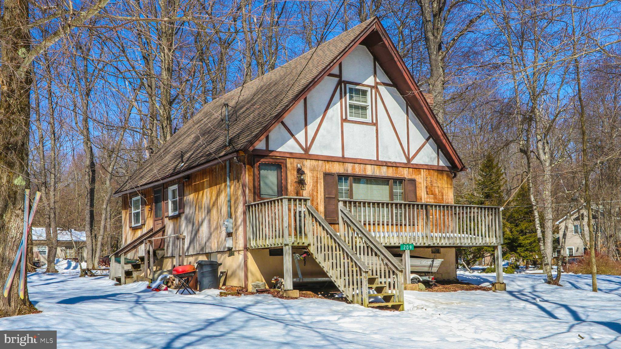 Pocono Lake, PA 18347,209 TEPEE DR