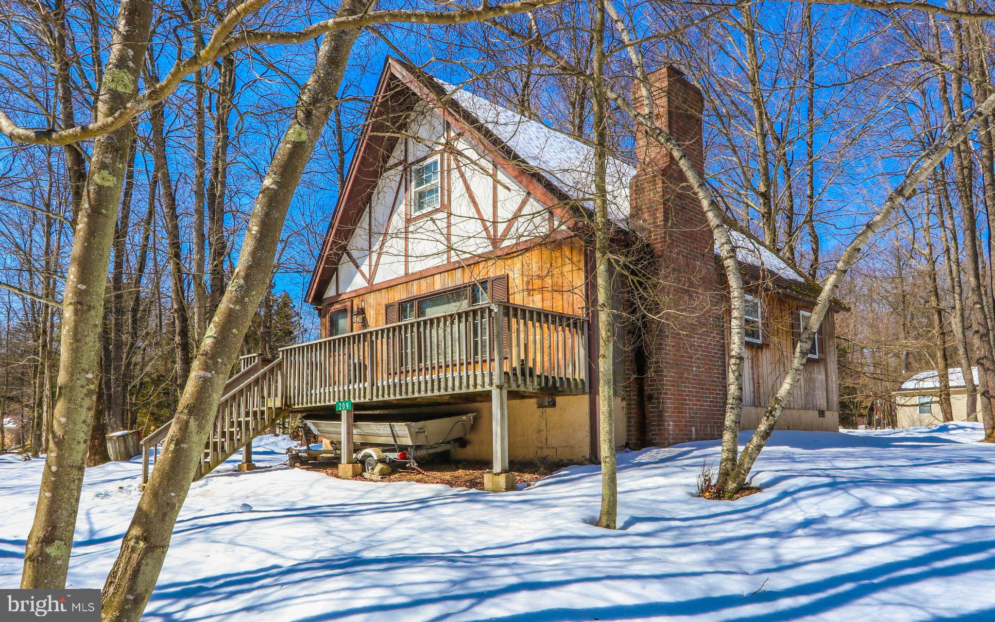 Pocono Lake, PA 18347,209 TEPEE DR