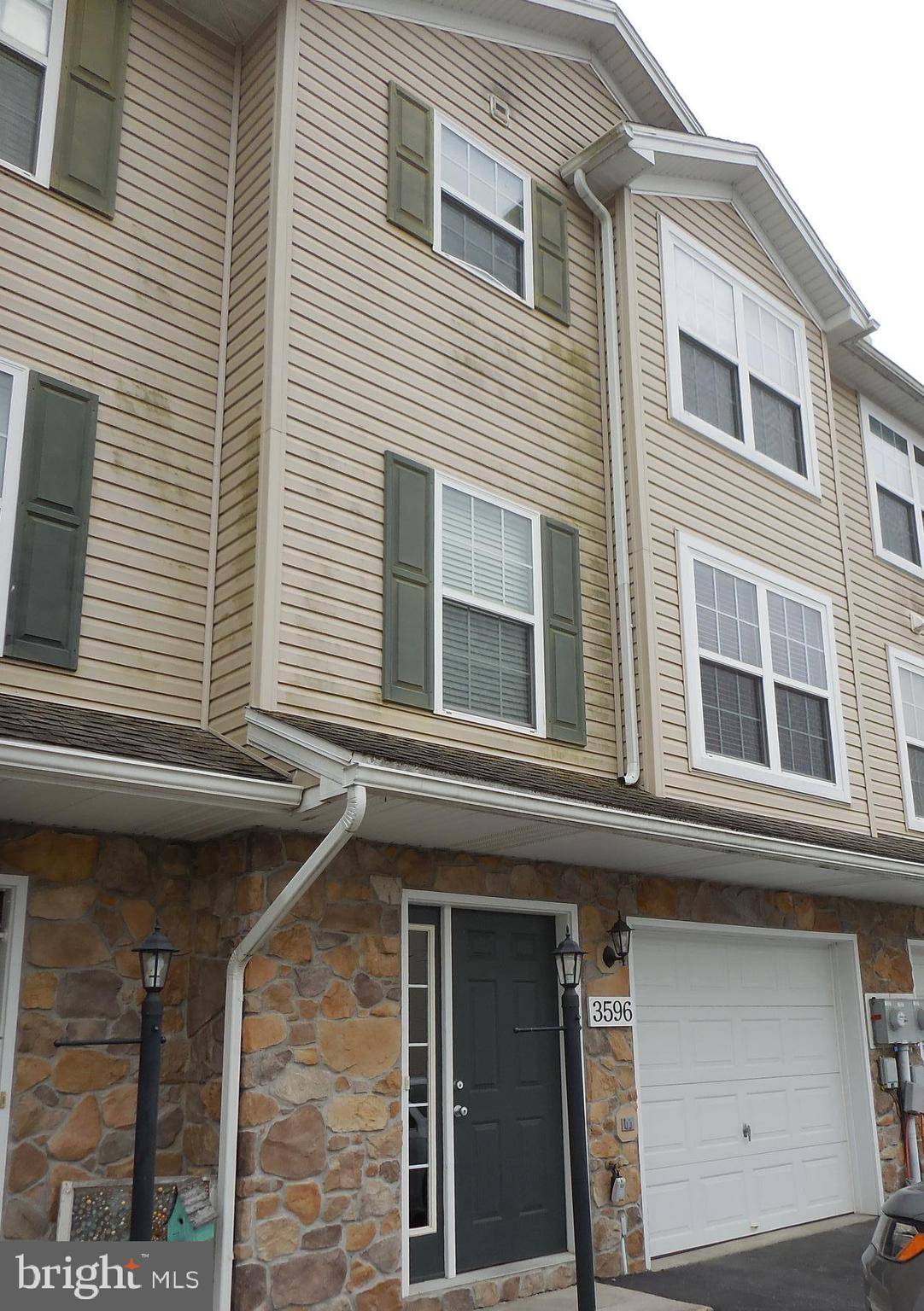 Fayetteville, PA 17222,3596 PINECREST CT