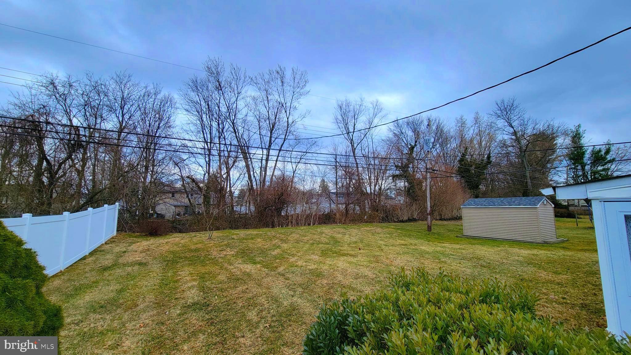 Levittown, PA 19056,34 HOLLOW RD