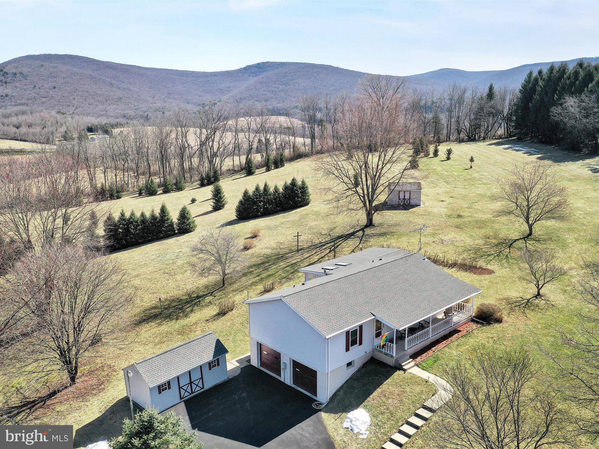 Orwigsburg, PA 17961,524 COAL MOUNTAIN RD