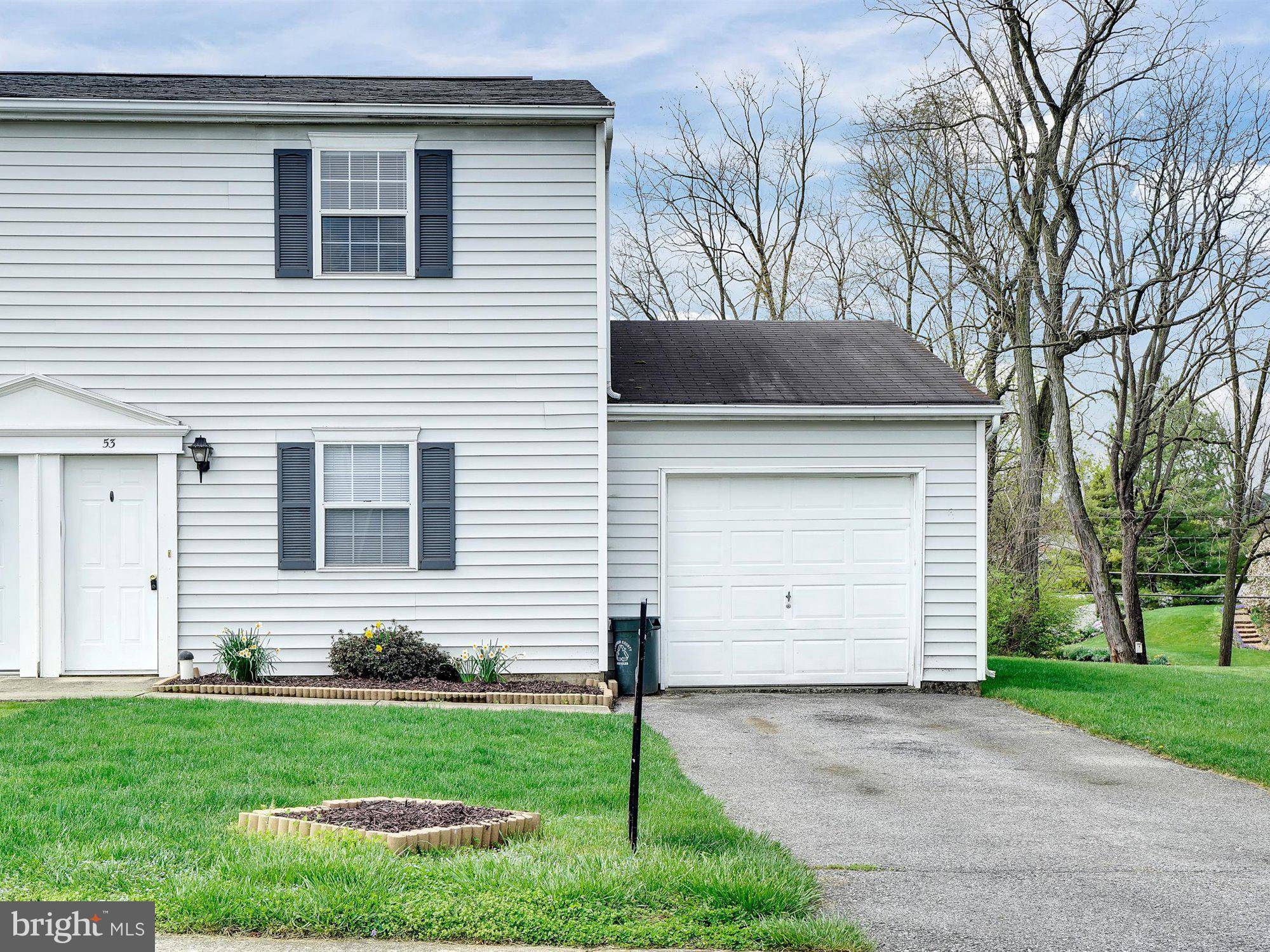 Cleona, PA 17042,53 DOGWOOD LN